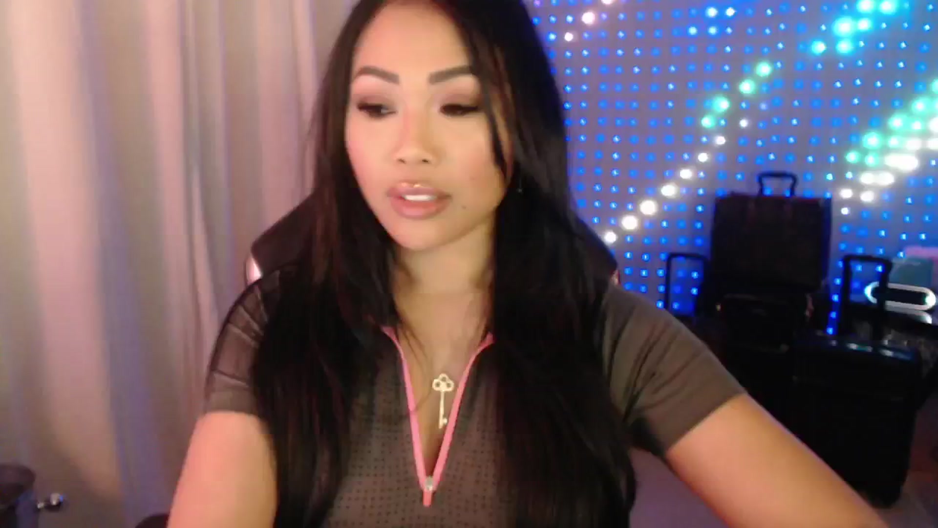 Gallery image thumbnail from SinCityVEE's myfreecams stream on, 07/19/2024, 10:50 image 2 of 20