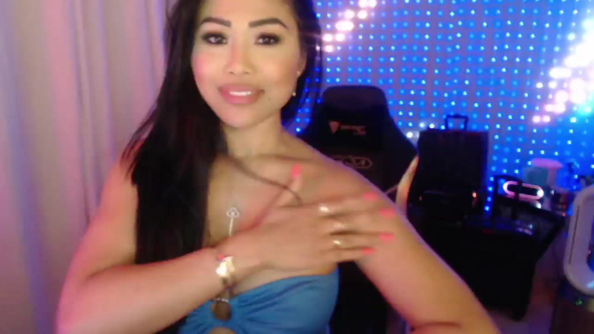 Gallery image thumbnail from SinCityVEE's myfreecams stream on, 07/20/2024, 08:54 image 5 of 20