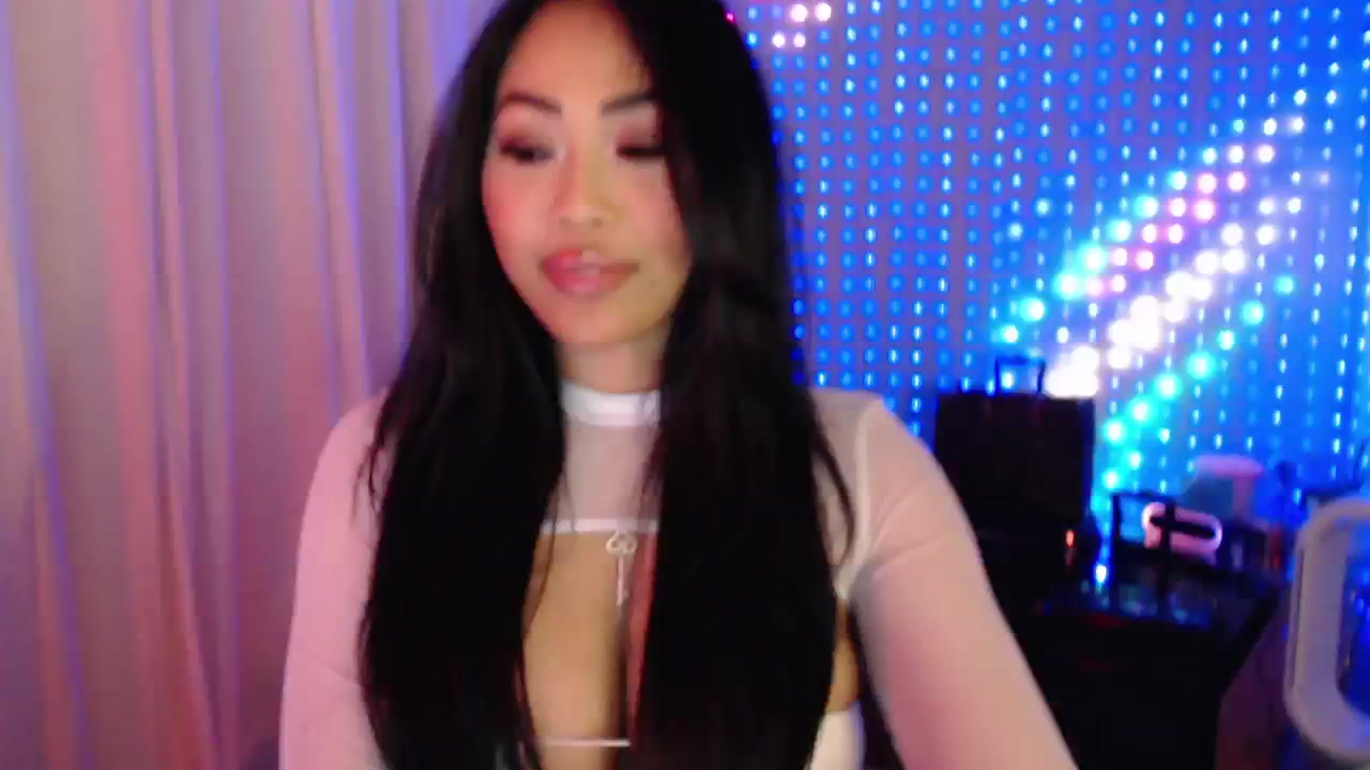 Gallery image thumbnail from SinCityVEE's myfreecams stream on, 07/21/2024, 08:57 image 6 of 20