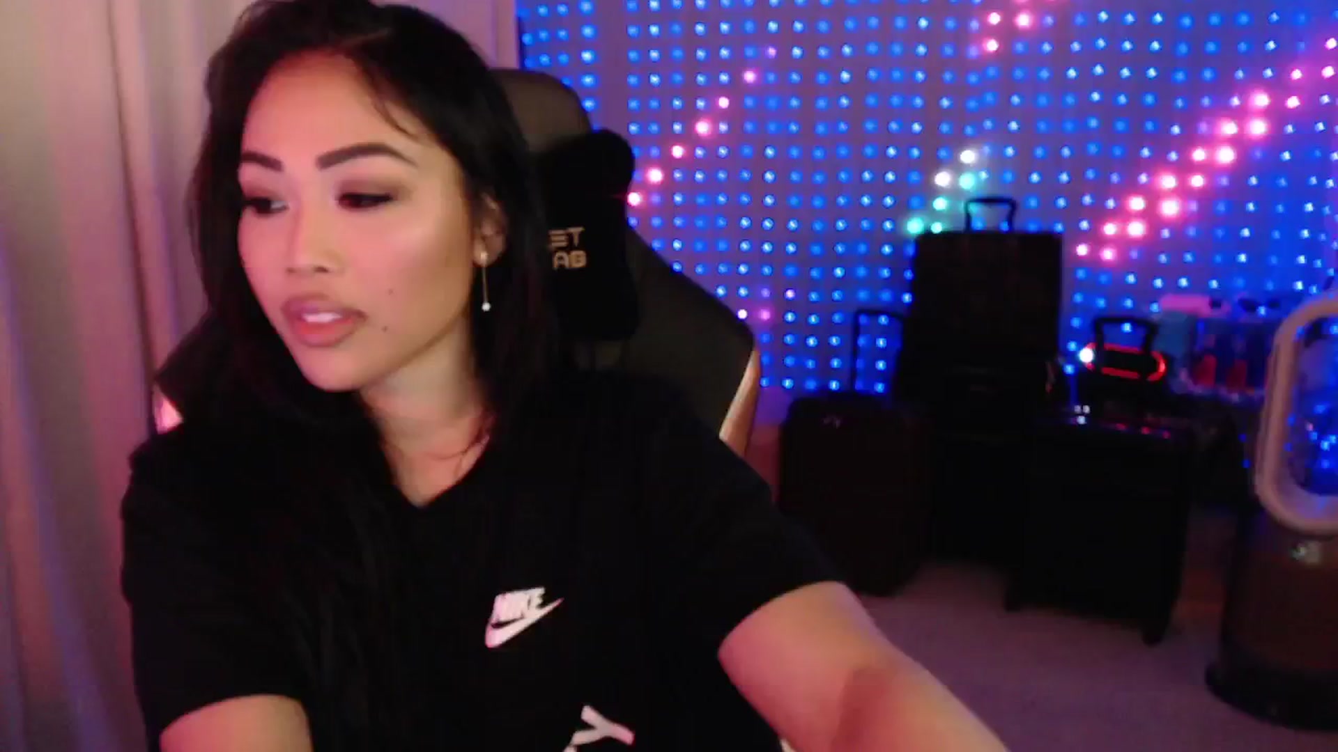 Gallery image thumbnail from SinCityVEE's myfreecams stream on, 08/04/2024, 11:42 image 4 of 20