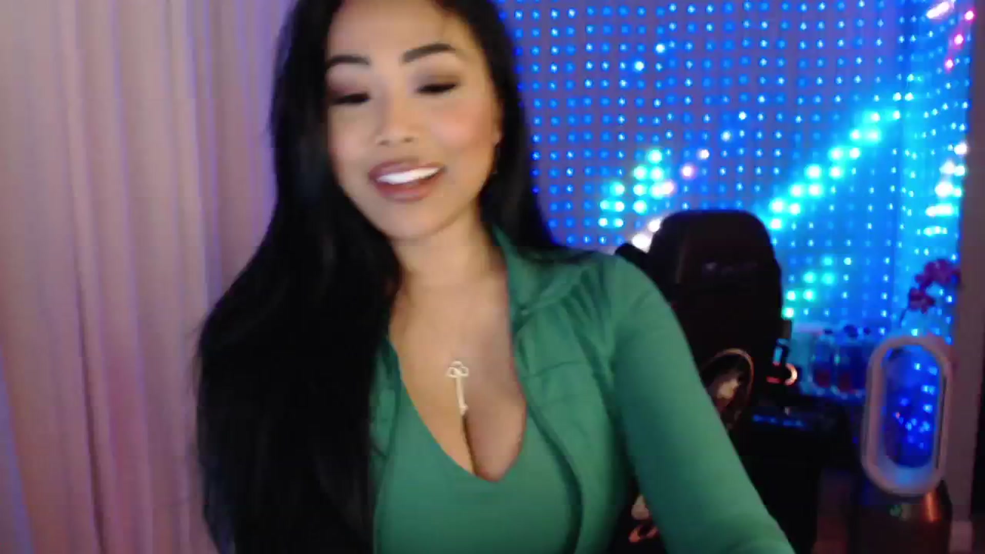 Gallery image thumbnail from SinCityVEE's myfreecams stream on, 08/05/2024, 06:04 image 13 of 20