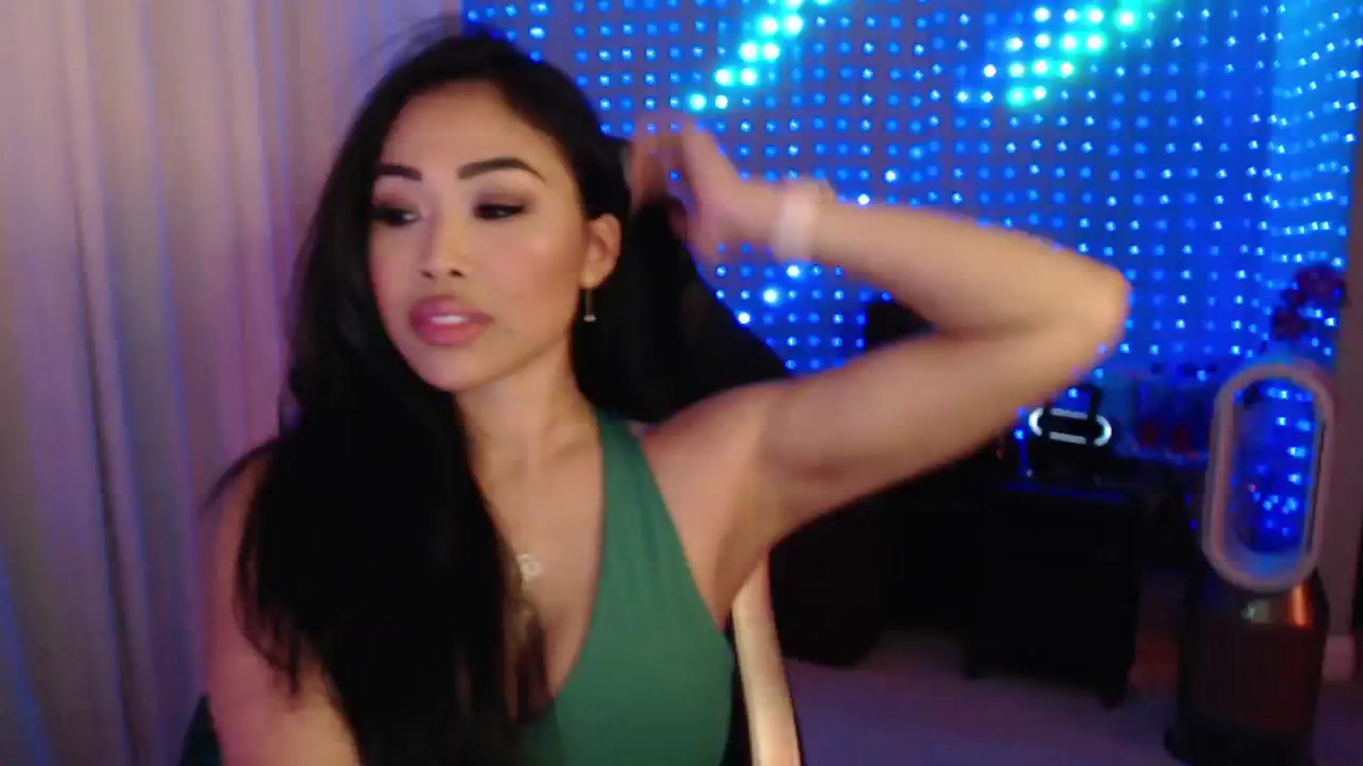 Gallery image thumbnail from SinCityVEE's myfreecams stream on, 08/05/2024, 07:46 image 9 of 20