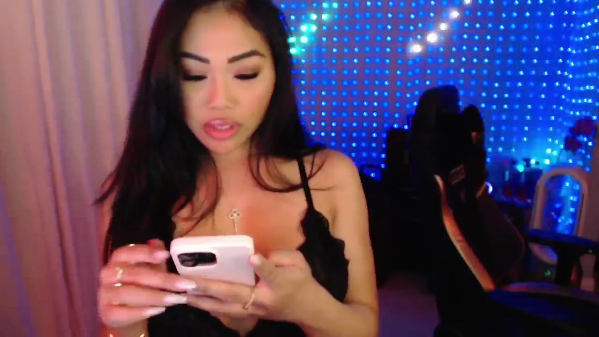 Gallery image thumbnail from SinCityVEE's myfreecams stream on, 08/05/2024, 10:37 image 11 of 20