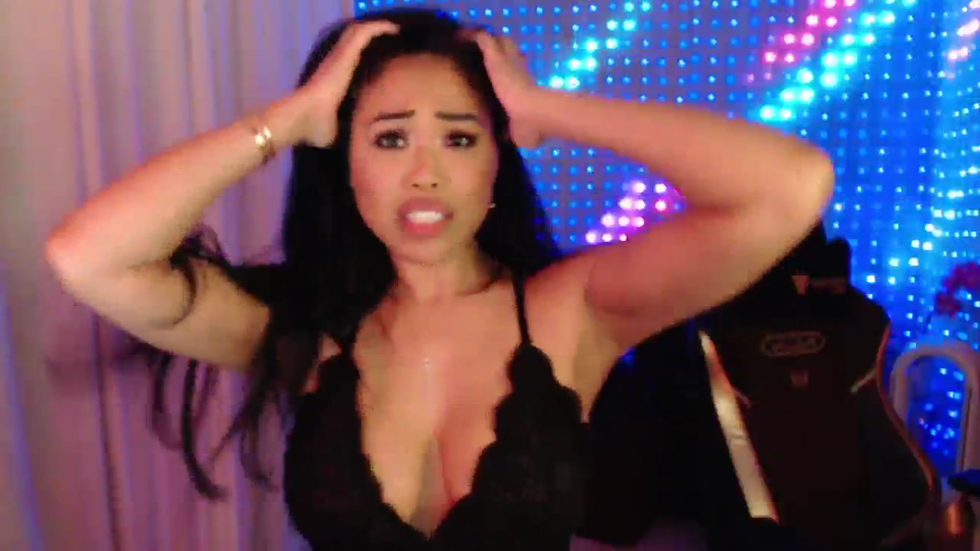 Gallery image thumbnail from SinCityVEE's myfreecams stream on, 08/05/2024, 11:12 image 13 of 20