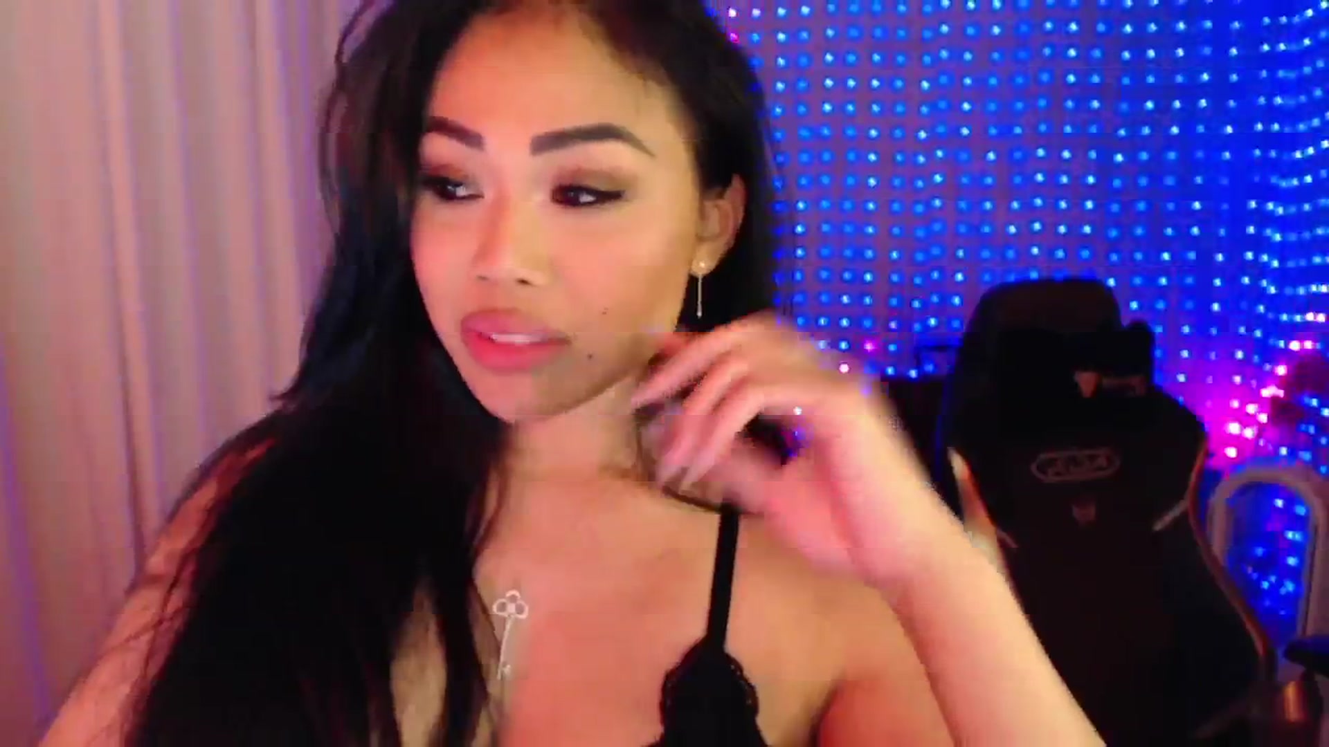 Gallery image thumbnail from SinCityVEE's myfreecams stream on, 08/05/2024, 11:12 image 12 of 20