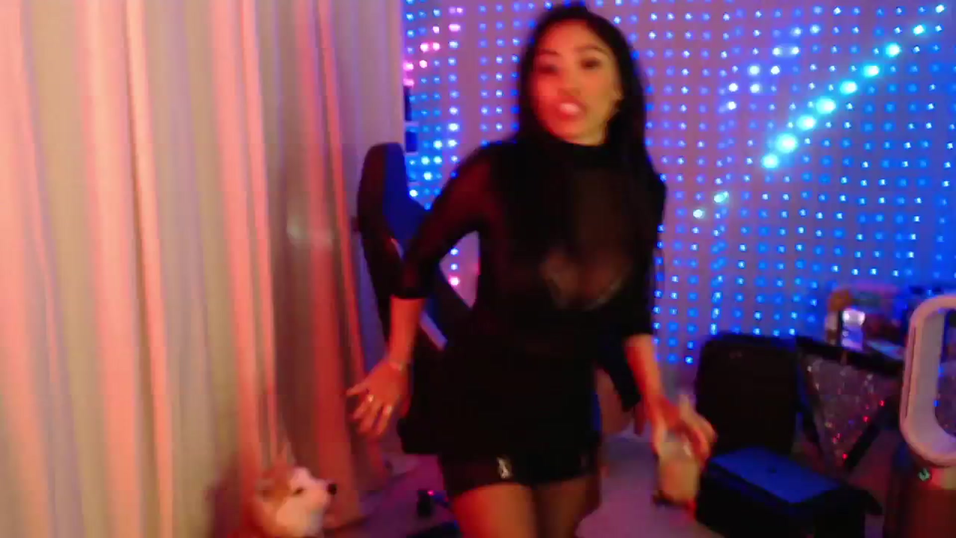 Gallery image thumbnail from SinCityVEE's myfreecams stream on, 08/24/2024, 14:29 image 10 of 20