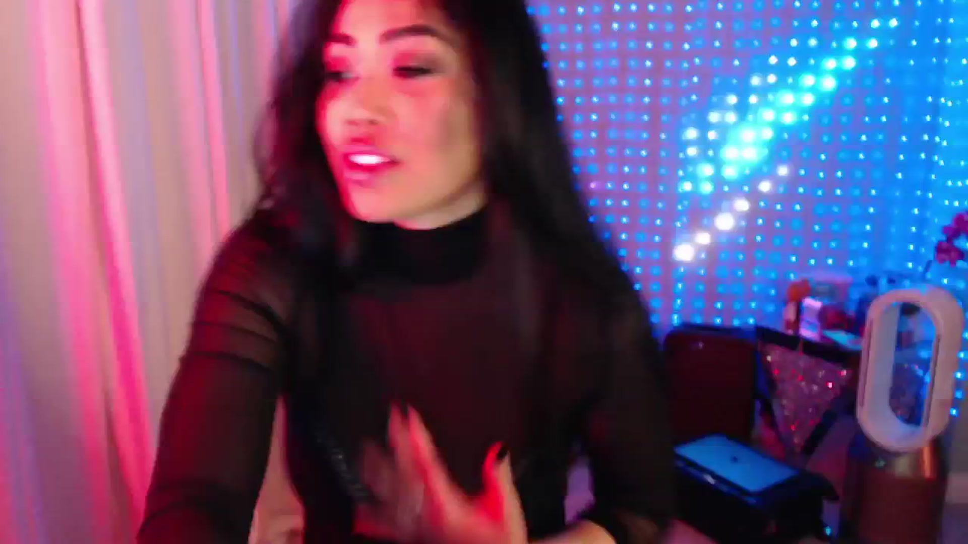 Gallery image thumbnail from SinCityVEE's myfreecams stream on, 08/24/2024, 14:55 image 14 of 20