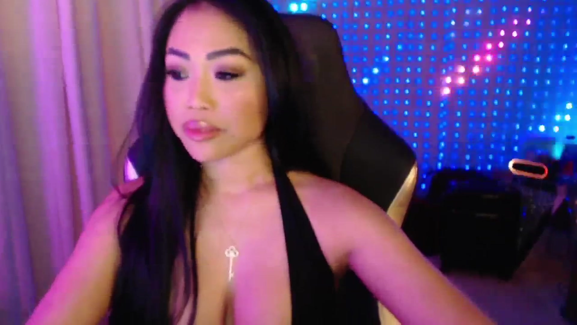 Gallery image thumbnail from SinCityVEE's myfreecams stream on, 09/01/2024, 08:55 image 15 of 20