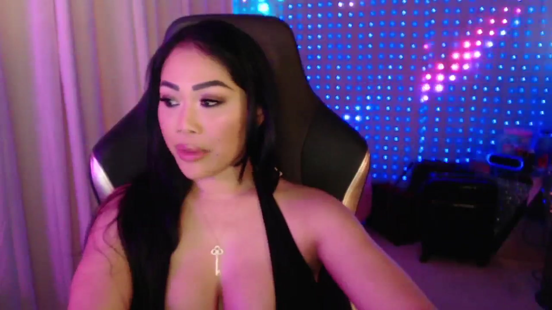 Gallery image thumbnail from SinCityVEE's myfreecams stream on, 09/01/2024, 08:55 image 12 of 20