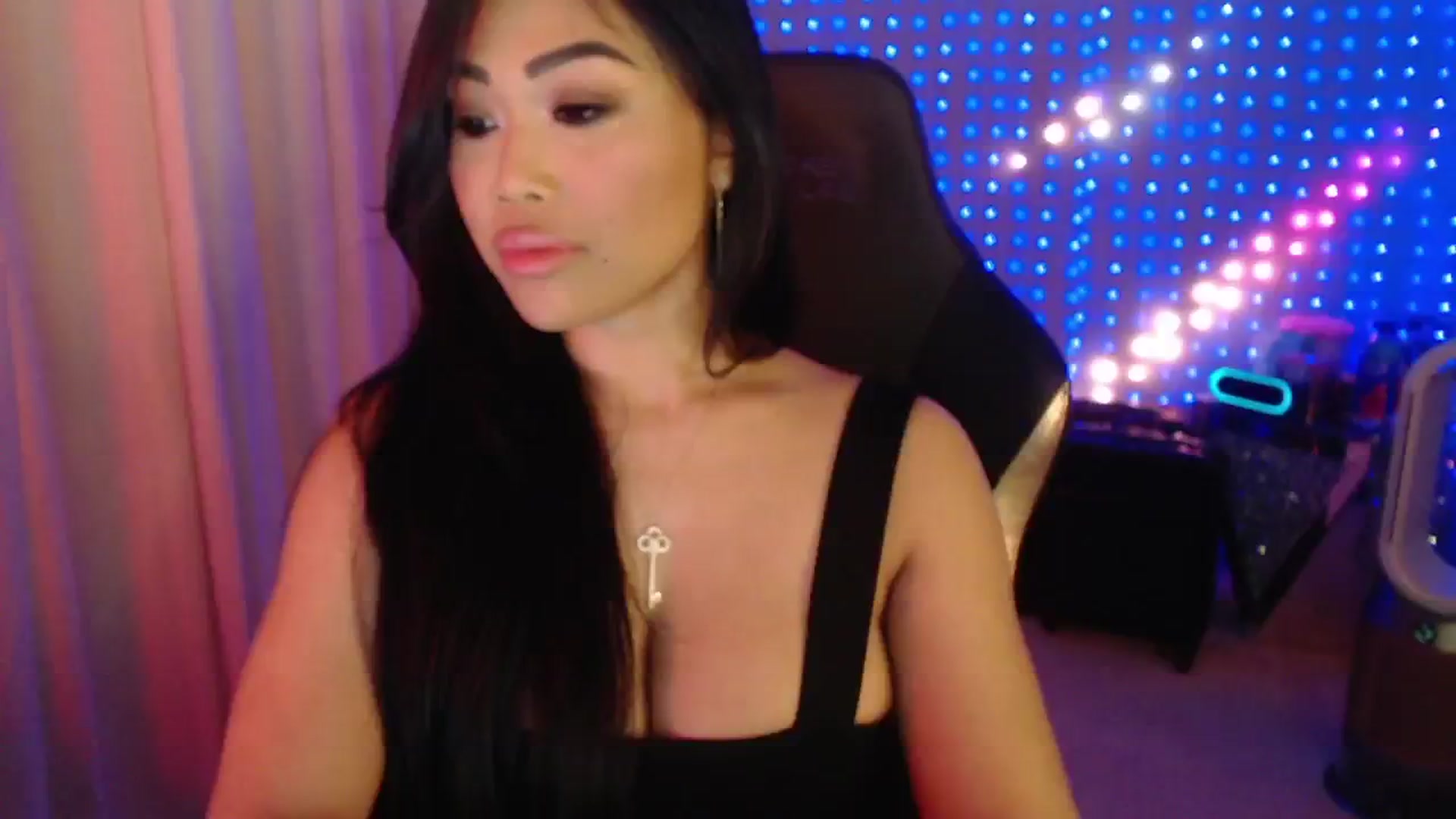 Gallery image thumbnail from SinCityVEE's myfreecams stream on, 09/04/2024, 10:39 image 9 of 20