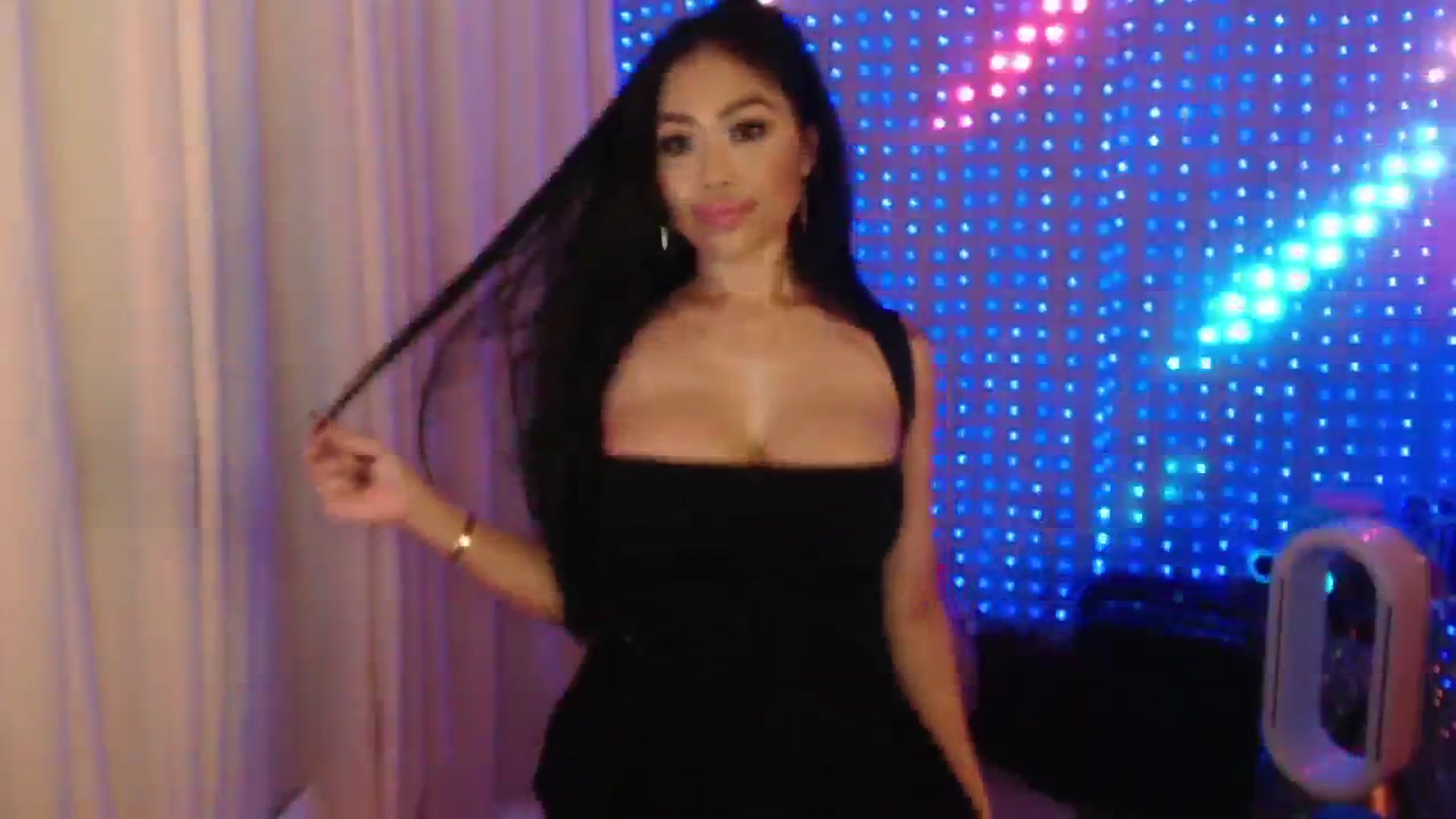 Gallery image thumbnail from SinCityVEE's myfreecams stream on, 09/05/2024, 10:40 image 14 of 20