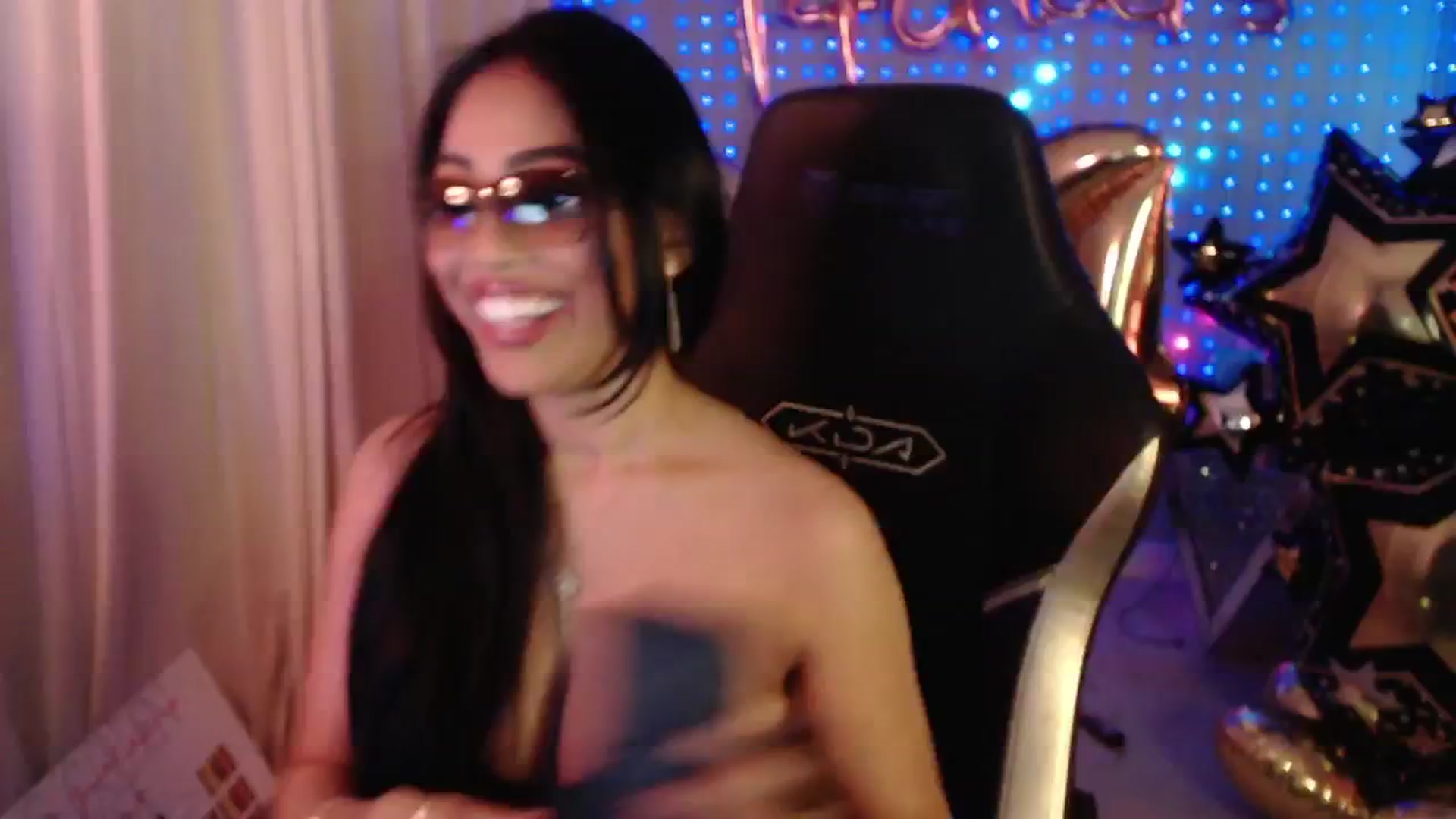 Gallery image thumbnail from SinCityVEE's myfreecams stream on, 09/08/2024, 09:59 image 1 of 20