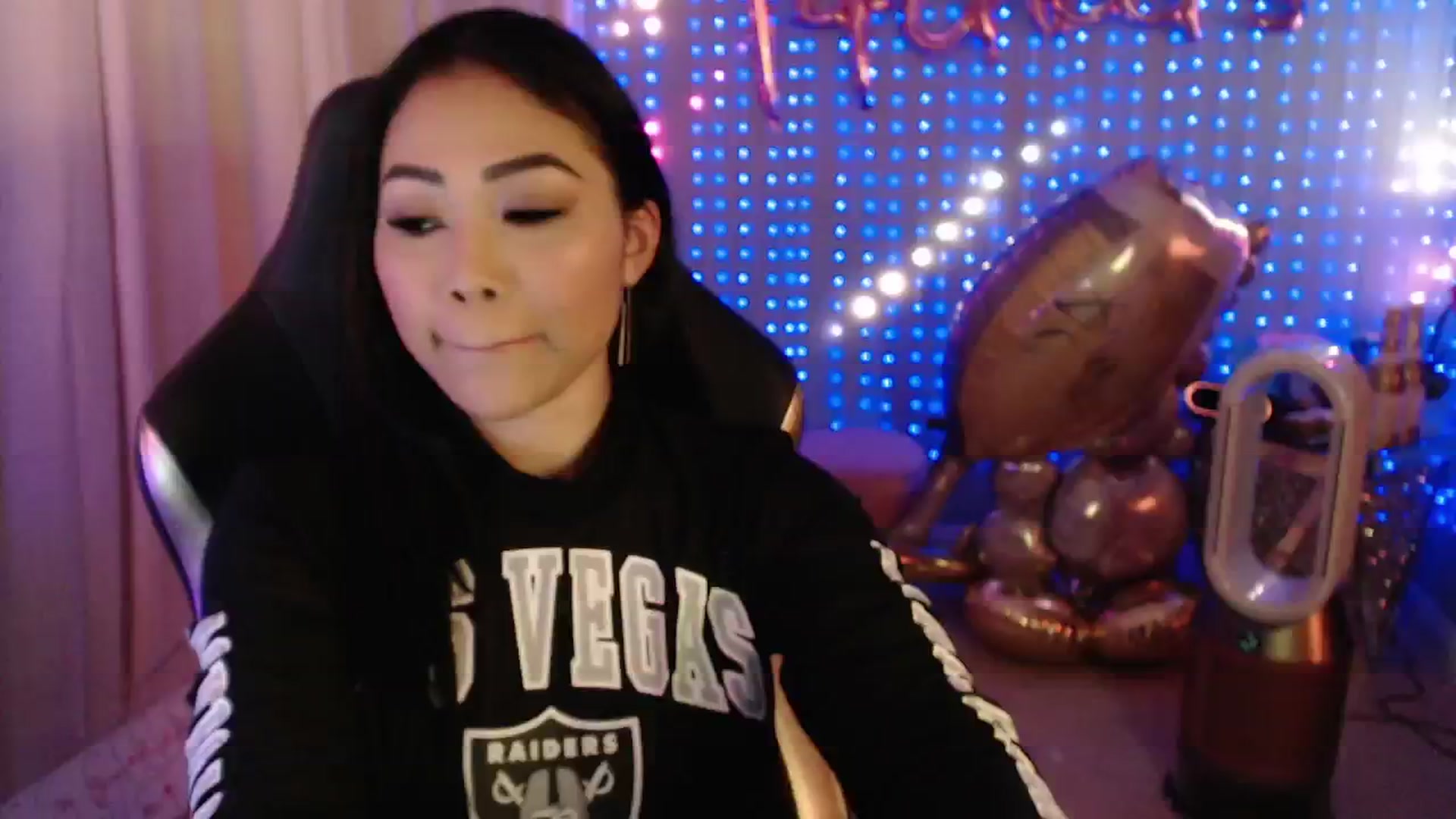 Gallery image thumbnail from SinCityVEE's myfreecams stream on, 09/10/2024, 06:27 image 14 of 20