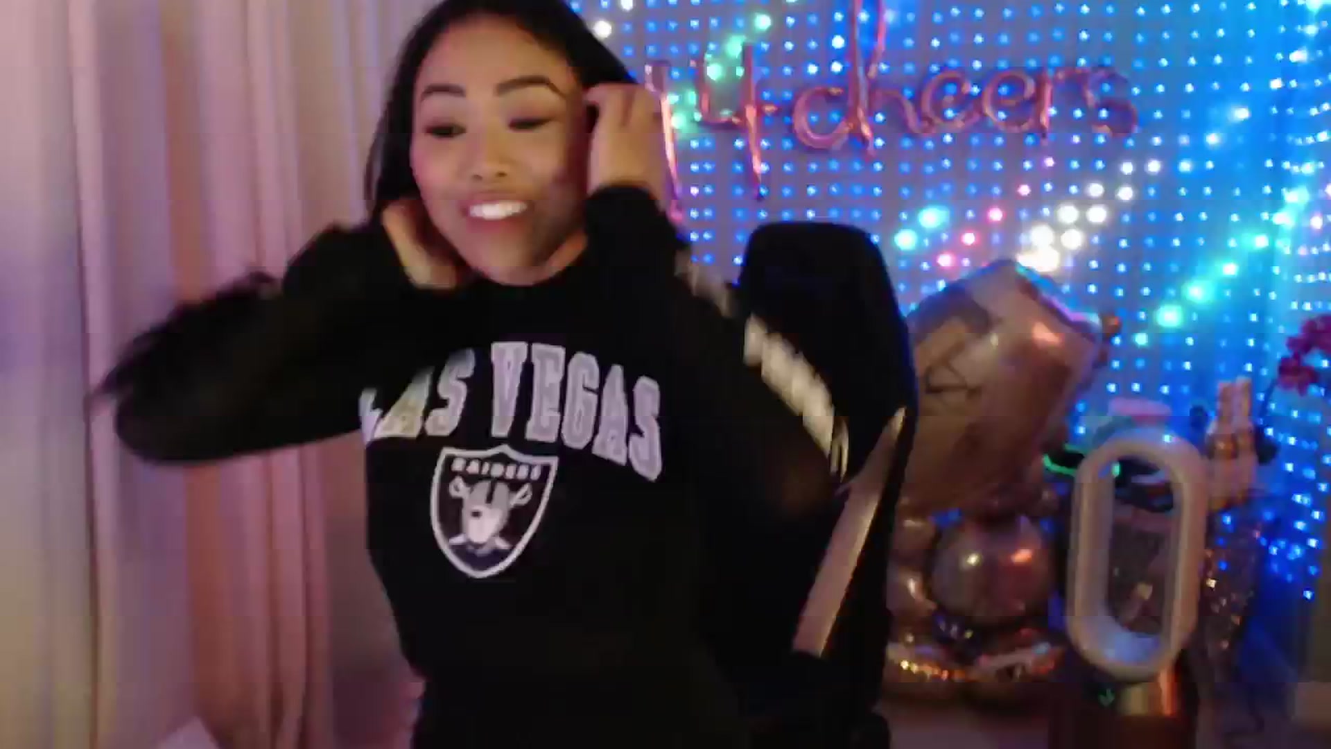 Gallery image thumbnail from SinCityVEE's myfreecams stream on, 09/10/2024, 06:27 image 12 of 20