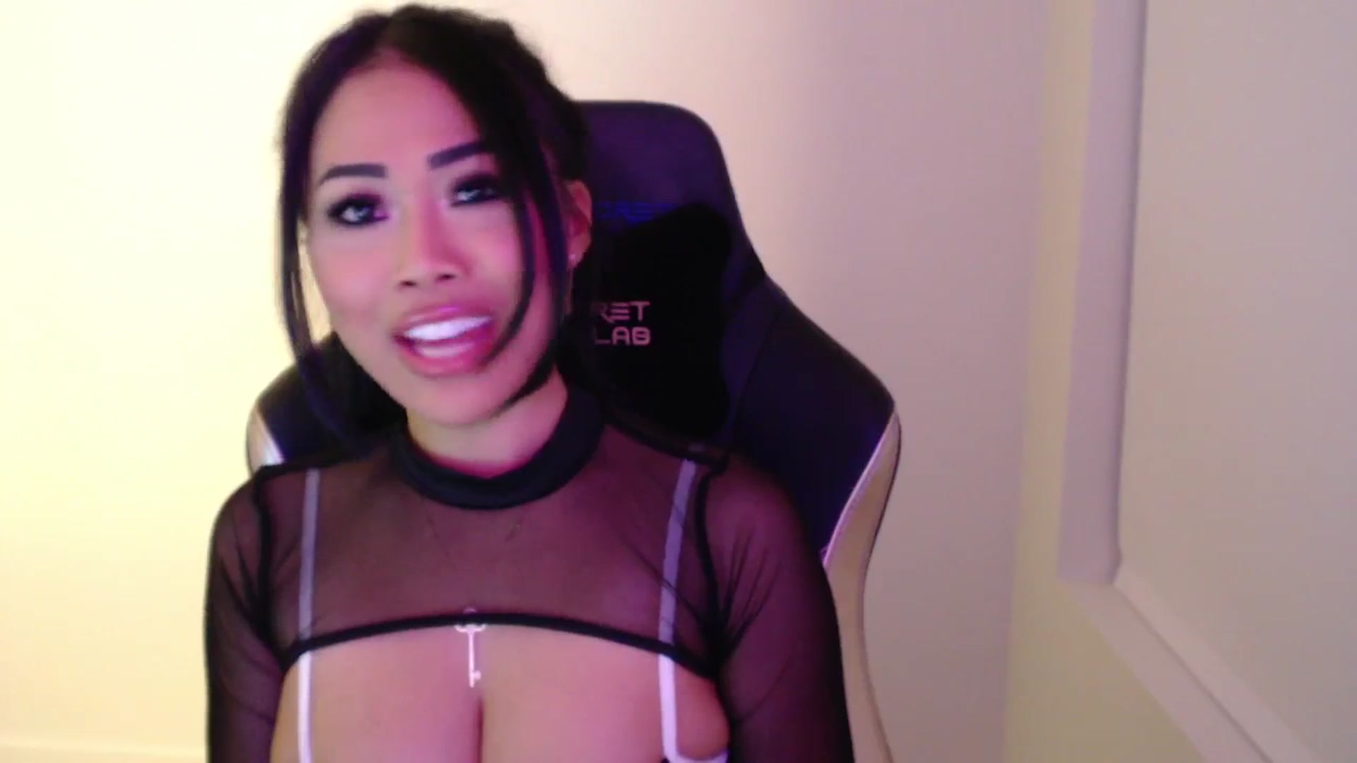 Gallery image thumbnail from SinCityVEE's myfreecams stream on, 09/14/2024, 09:19 image 10 of 20