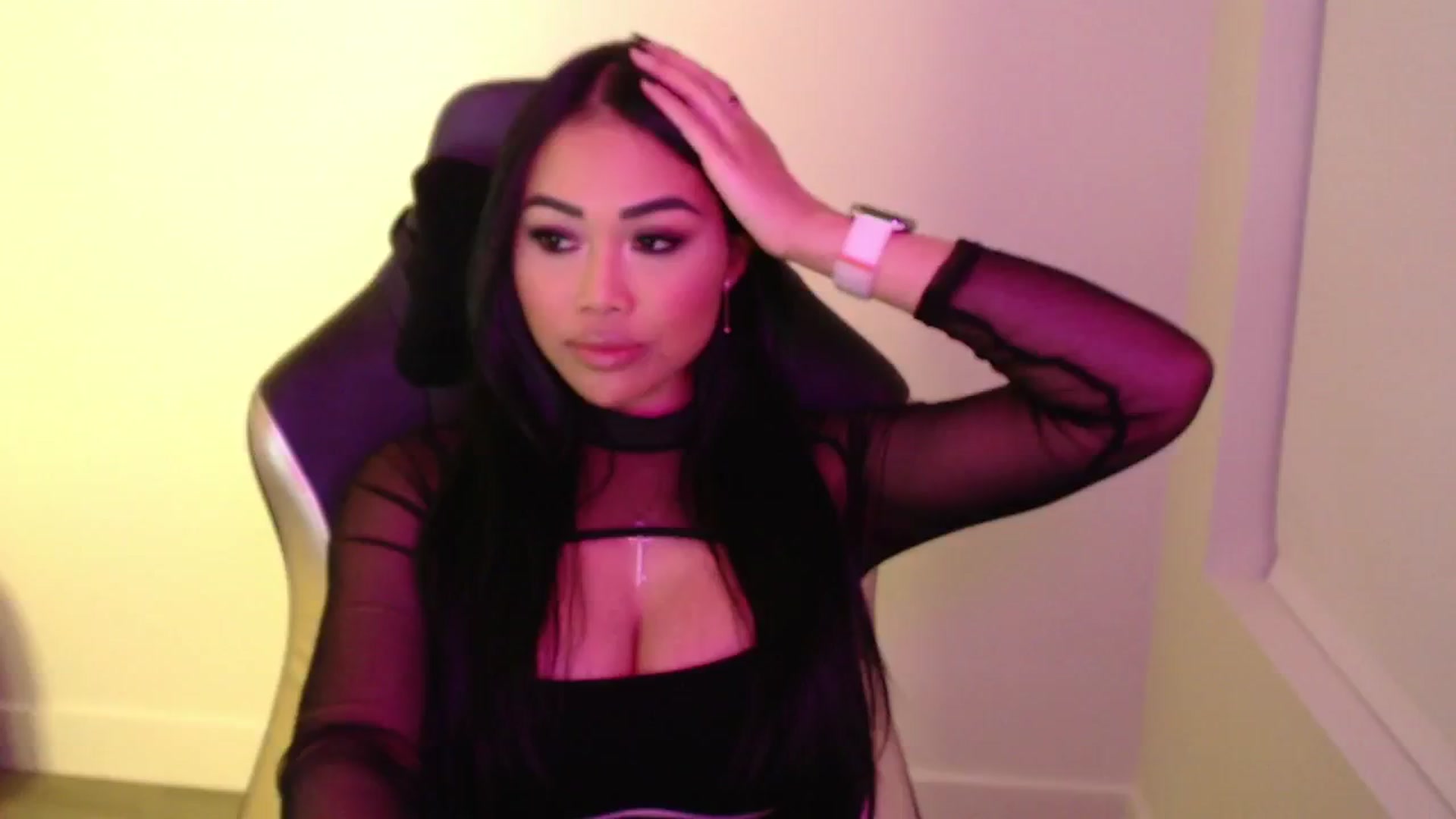 Gallery image thumbnail from SinCityVEE's myfreecams stream on, 09/14/2024, 10:05 image 3 of 20