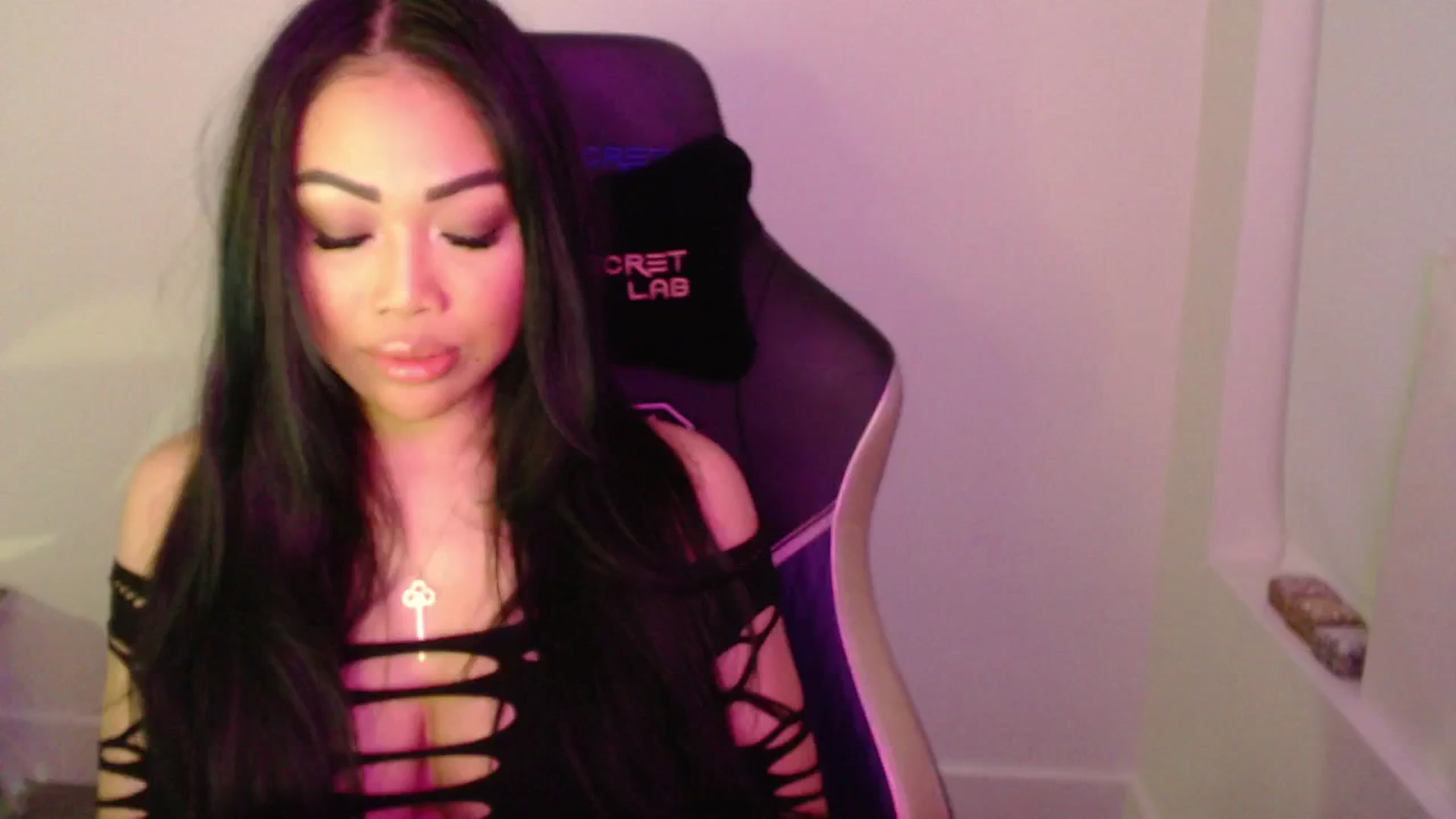 Gallery image thumbnail from SinCityVEE's myfreecams stream on, 09/20/2024, 07:21 image 15 of 20