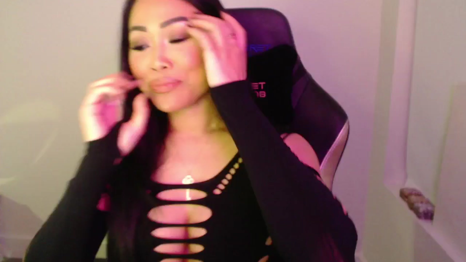 Gallery image thumbnail from SinCityVEE's myfreecams stream on, 09/20/2024, 07:21 image 6 of 20