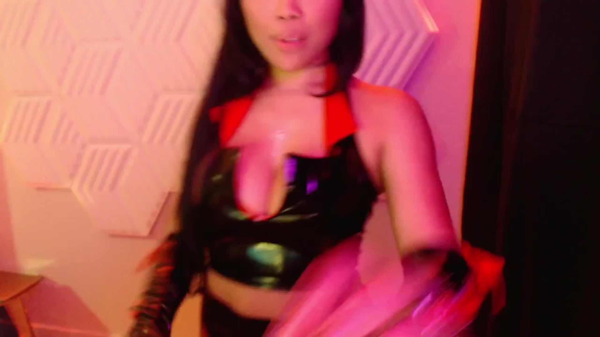 Gallery image thumbnail from SinCityVEE's myfreecams stream on, 09/21/2024, 08:45 image 18 of 20