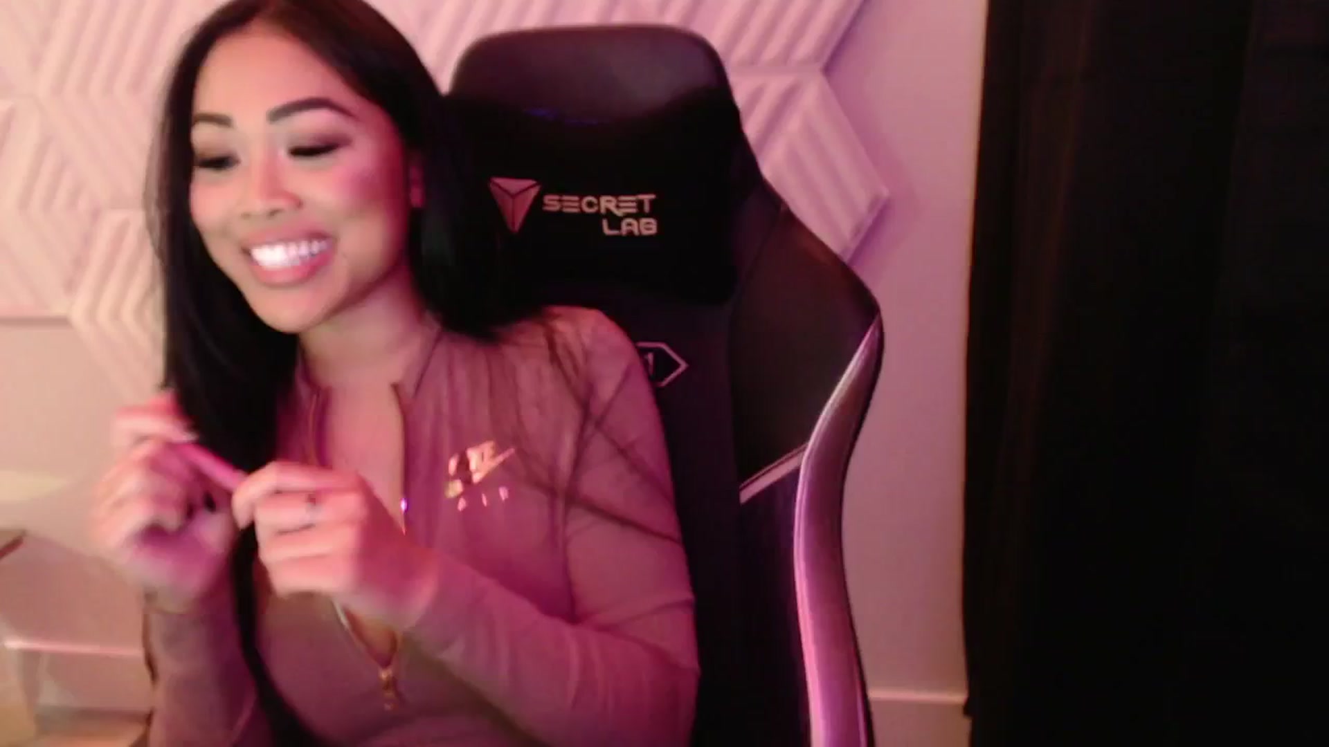 Gallery image thumbnail from SinCityVEE's myfreecams stream on, 09/27/2024, 09:41 image 1 of 20