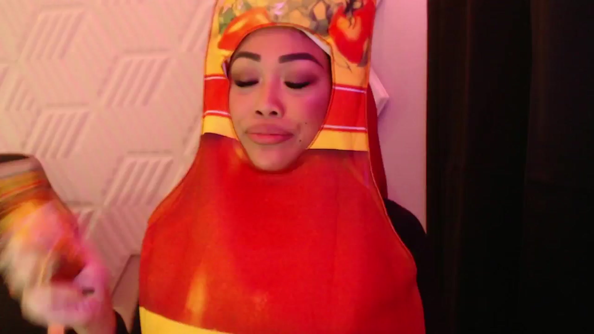 Gallery image thumbnail from SinCityVEE's myfreecams stream on, 09/27/2024, 09:41 image 12 of 20