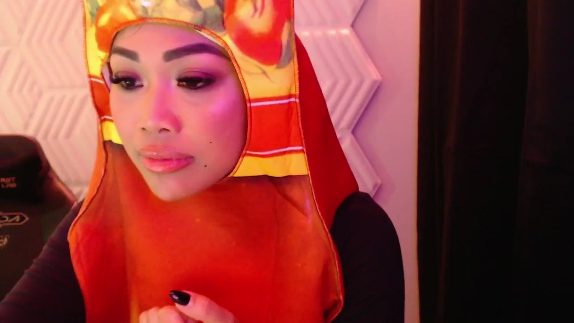 Gallery image thumbnail from SinCityVEE's myfreecams stream on, 09/27/2024, 09:41 image 17 of 20