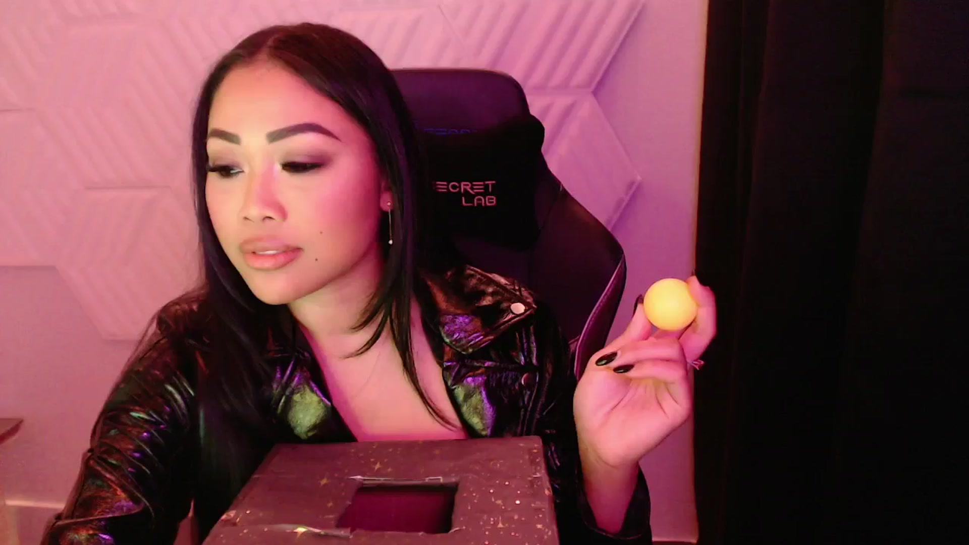 Gallery image thumbnail from SinCityVEE's myfreecams stream on, 09/28/2024, 06:01 image 14 of 20