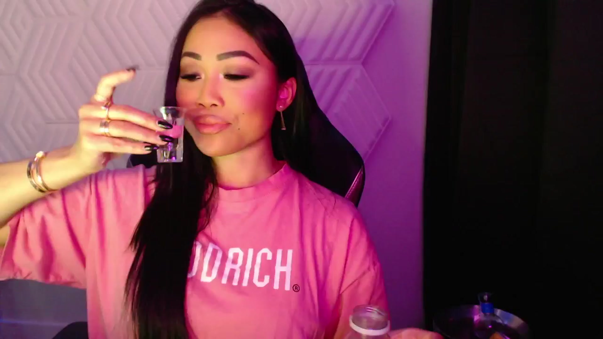 Gallery image thumbnail from SinCityVEE's myfreecams stream on, 09/29/2024, 08:19 image 1 of 20