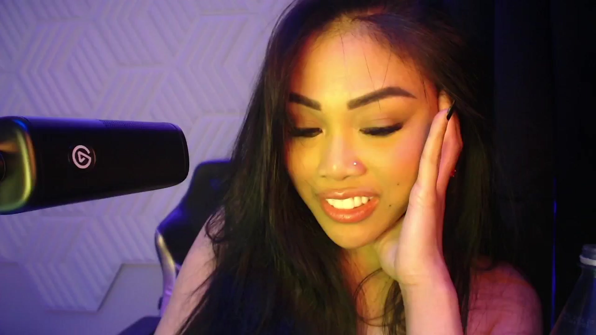 Gallery image thumbnail from SinCityVEE's myfreecams stream on, 10/27/2024, 13:50 image 16 of 20