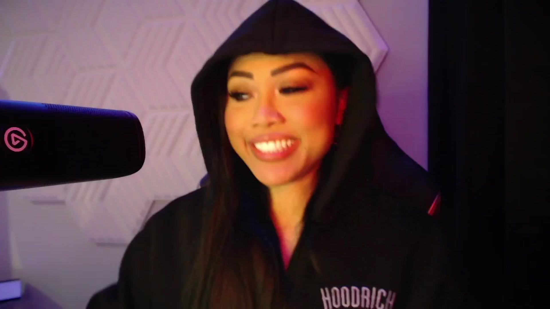 Gallery image thumbnail from SinCityVEE's myfreecams stream on, 11/02/2024, 08:08 image 5 of 20
