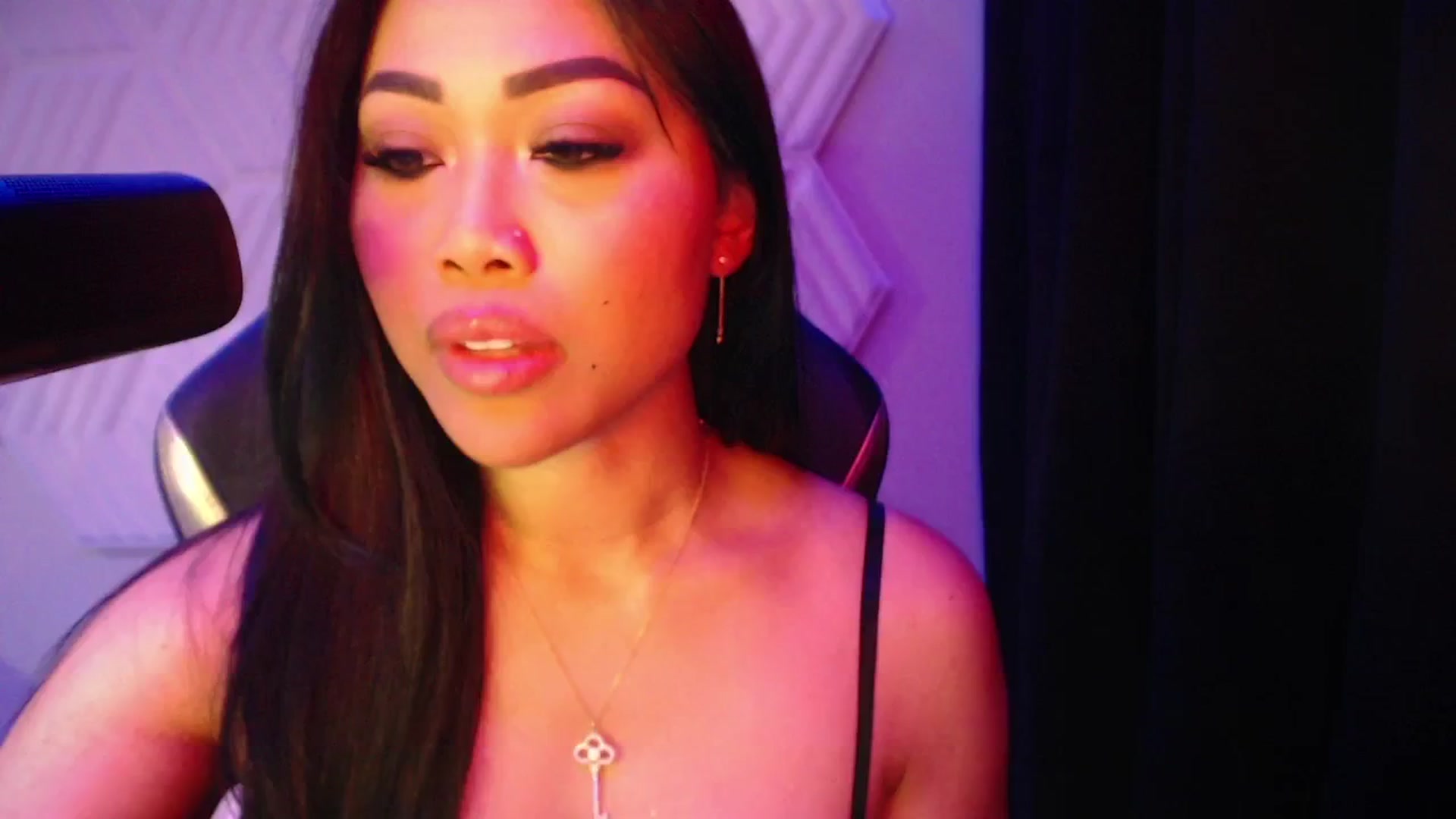 Gallery image thumbnail from SinCityVEE's myfreecams stream on, 11/03/2024, 11:24 image 4 of 20