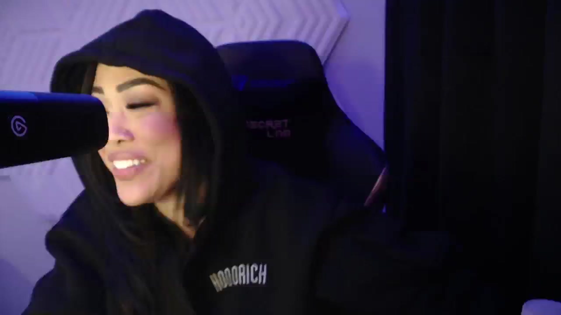 Gallery image thumbnail from SinCityVEE's myfreecams stream on, 11/04/2024, 11:49 image 2 of 20