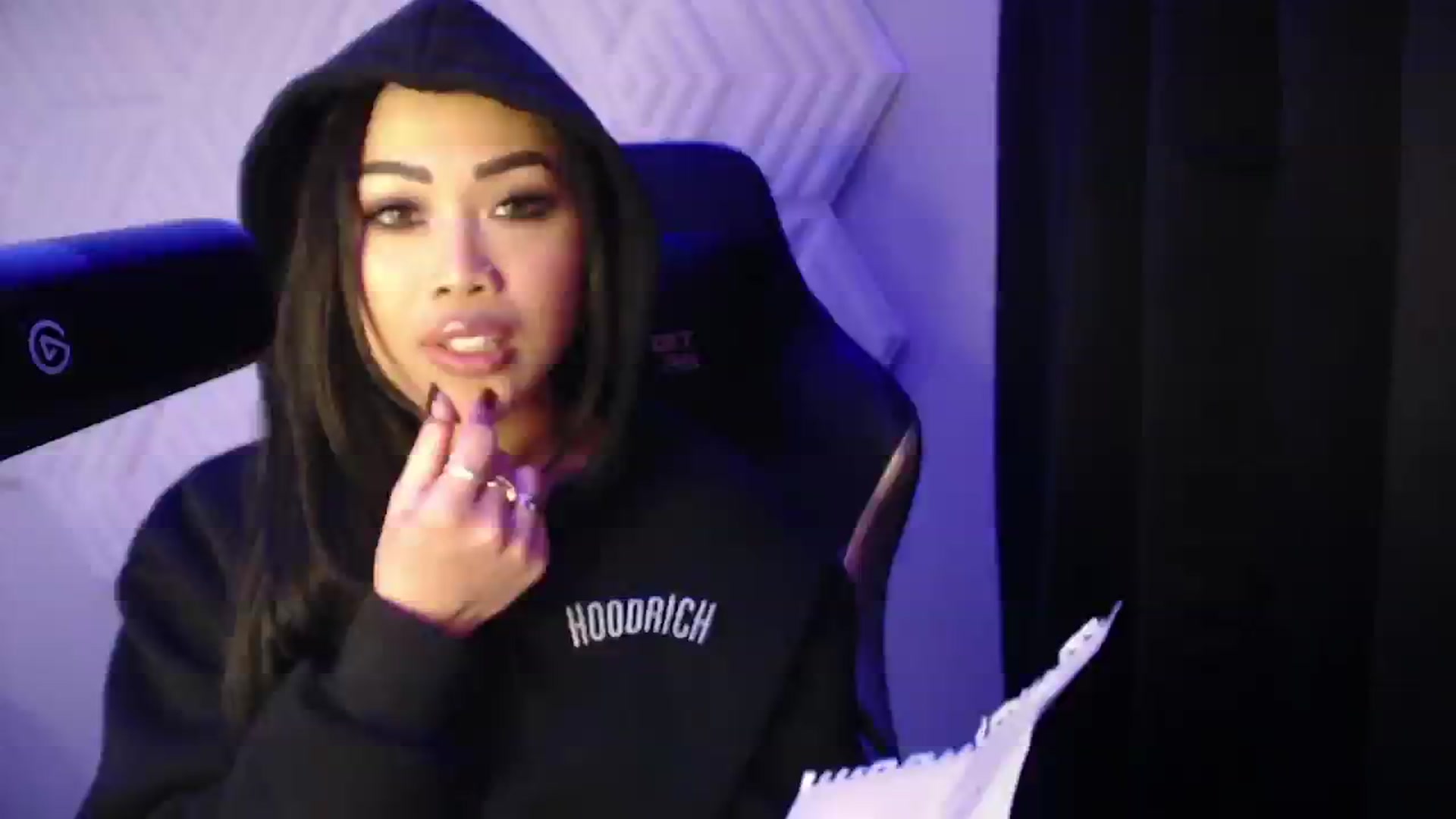 Gallery image thumbnail from SinCityVEE's myfreecams stream on, 11/04/2024, 11:49 image 1 of 20