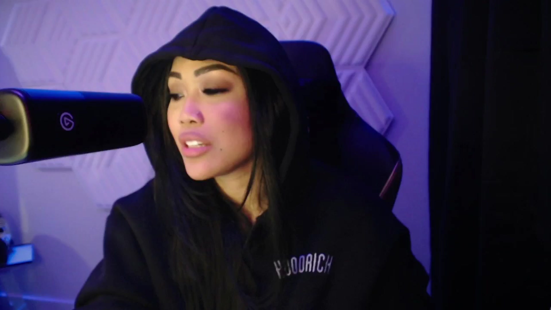 Gallery image thumbnail from SinCityVEE's myfreecams stream on, 11/04/2024, 11:49 image 3 of 20