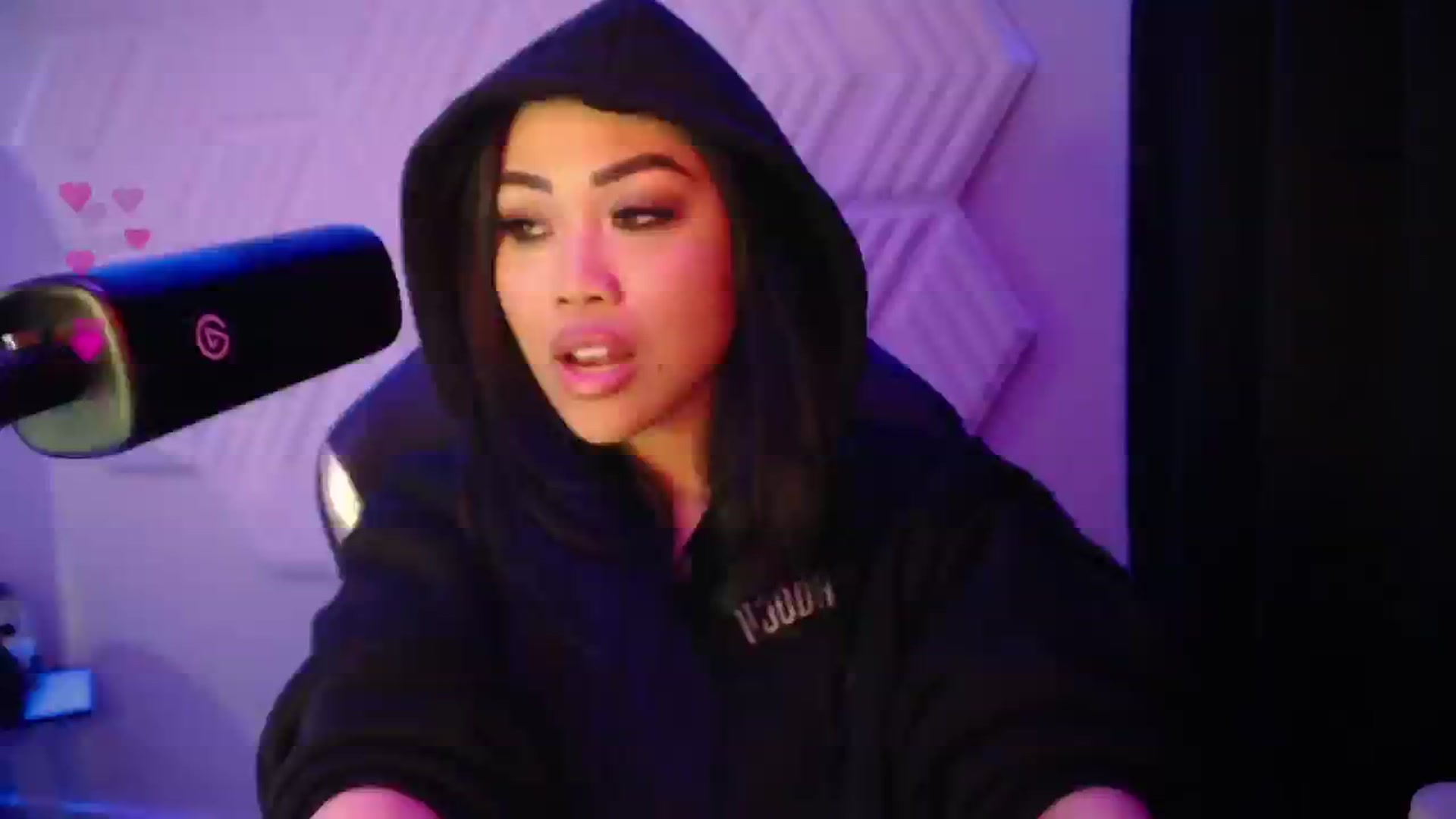 Gallery image thumbnail from SinCityVEE's myfreecams stream on, 11/04/2024, 11:49 image 4 of 20