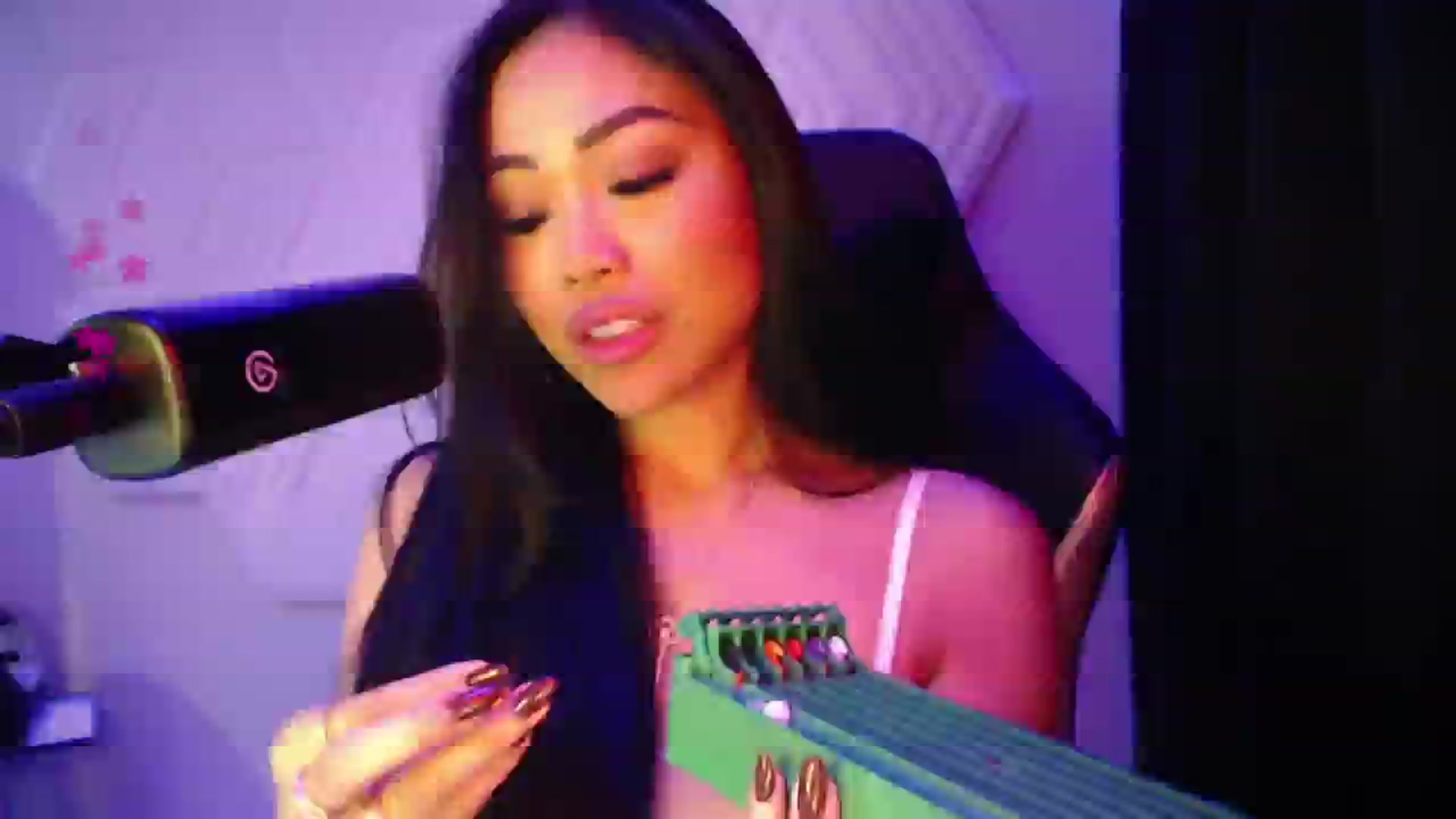 Gallery image thumbnail from SinCityVEE's myfreecams stream on, 11/04/2024, 11:49 image 8 of 20