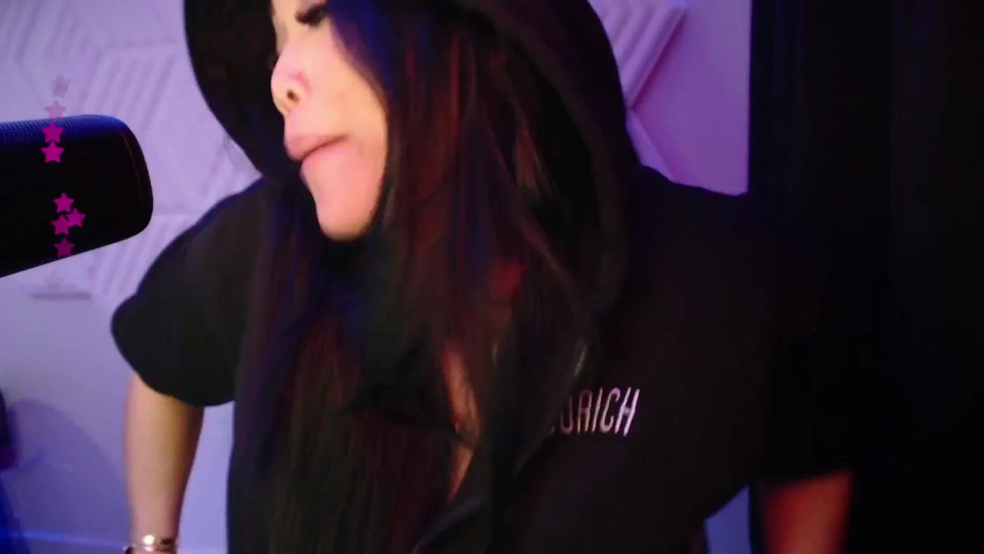 Gallery image thumbnail from SinCityVEE's myfreecams stream on, 11/09/2024, 10:03 image 11 of 20