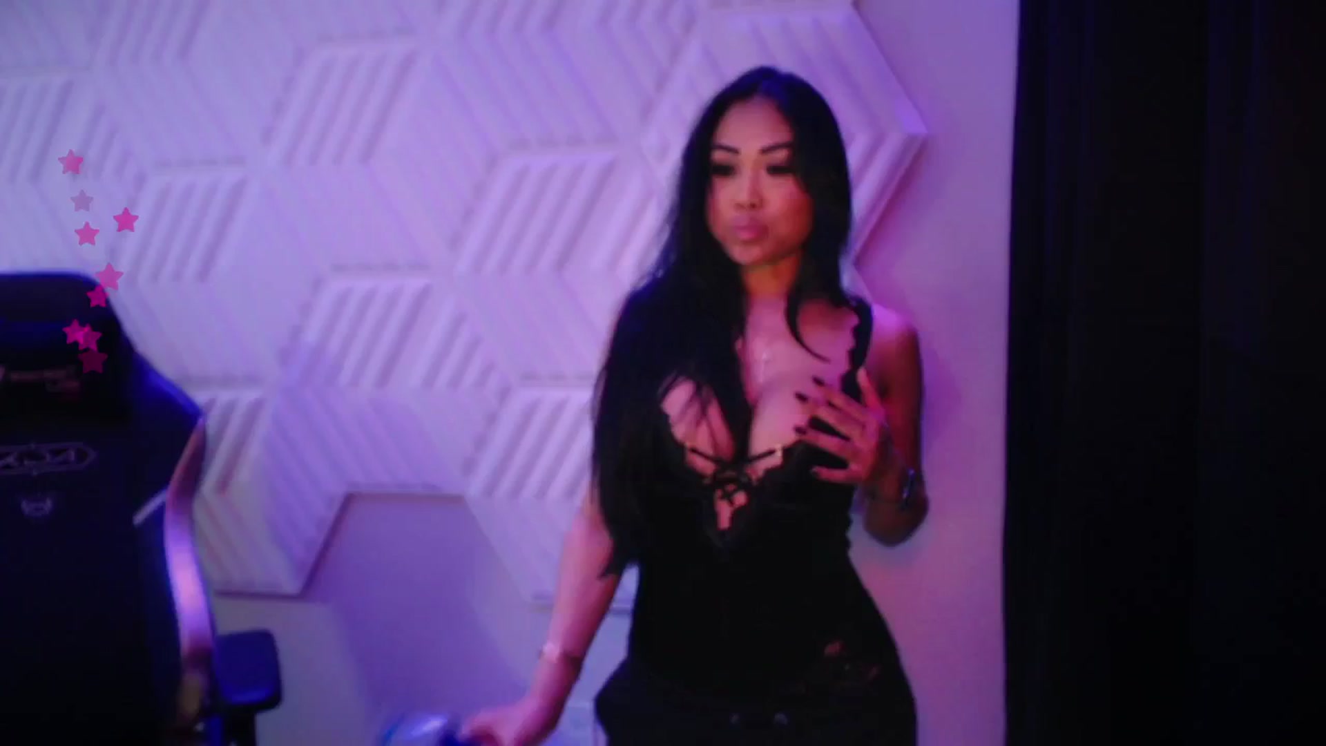 Gallery image thumbnail from SinCityVEE's myfreecams stream on, 11/09/2024, 10:03 image 19 of 20