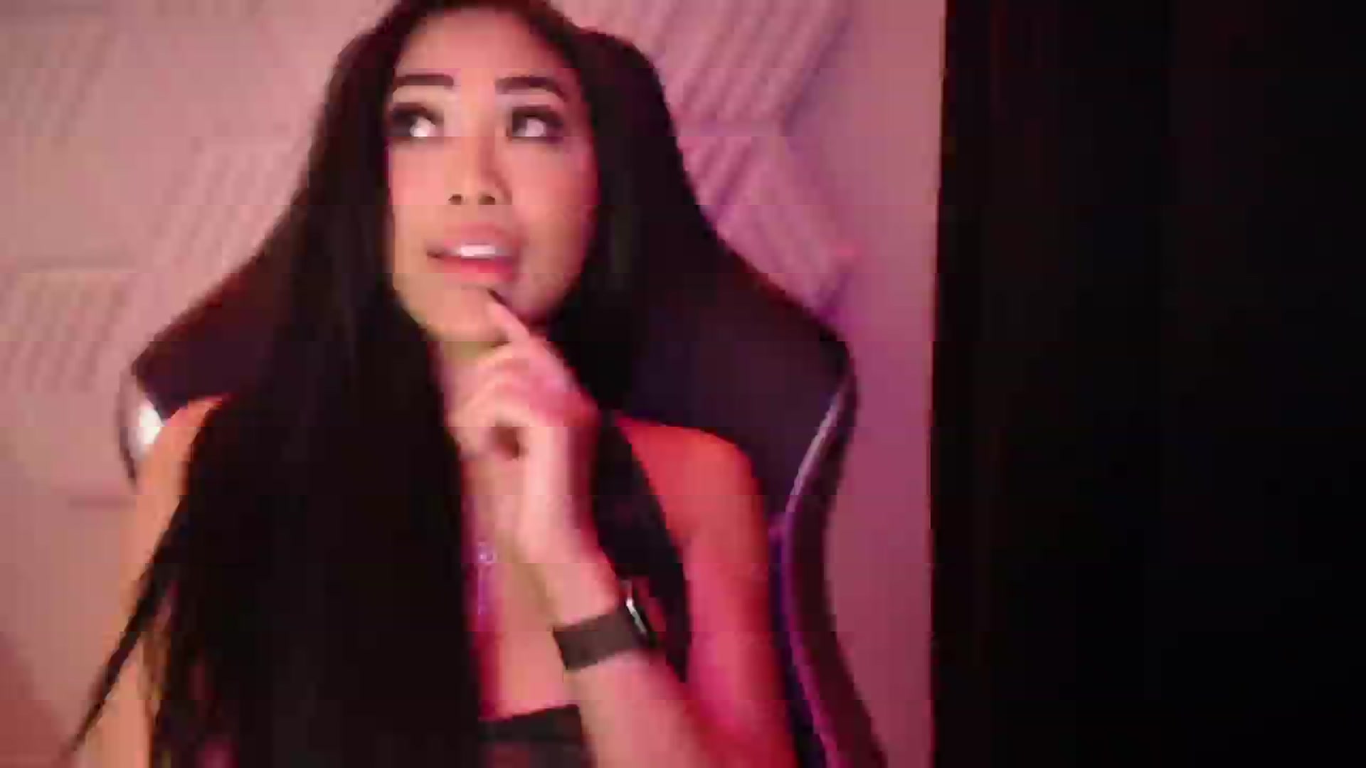 Gallery image thumbnail from SinCityVEE's myfreecams stream on, 11/12/2024, 09:17 image 18 of 20