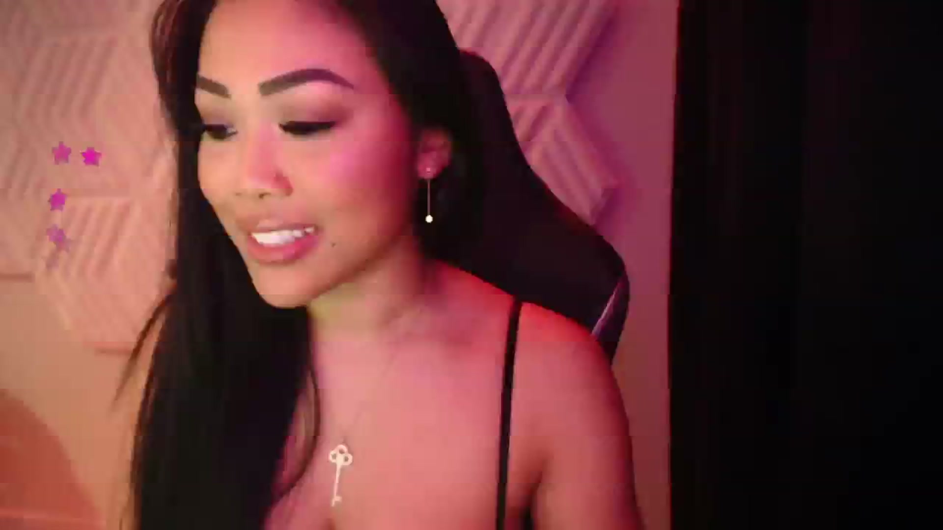 Gallery image thumbnail from SinCityVEE's myfreecams stream on, 11/13/2024, 08:05 image 2 of 20
