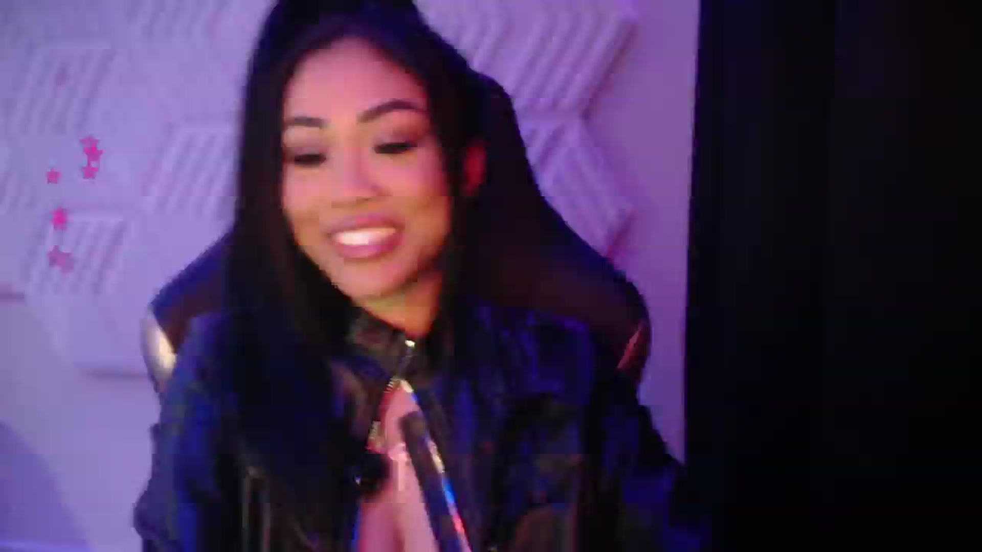 Gallery image thumbnail from SinCityVEE's myfreecams stream on, 11/14/2024, 08:23 image 4 of 20