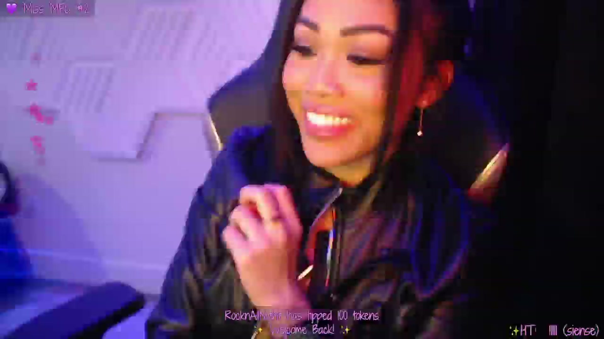 Gallery image thumbnail from SinCityVEE's myfreecams stream on, 11/14/2024, 08:23 image 20 of 20
