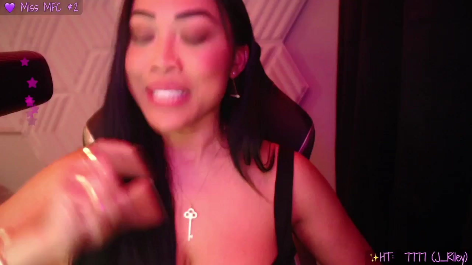 Gallery image thumbnail from SinCityVEE's myfreecams stream on, 11/15/2024, 10:16 image 9 of 20