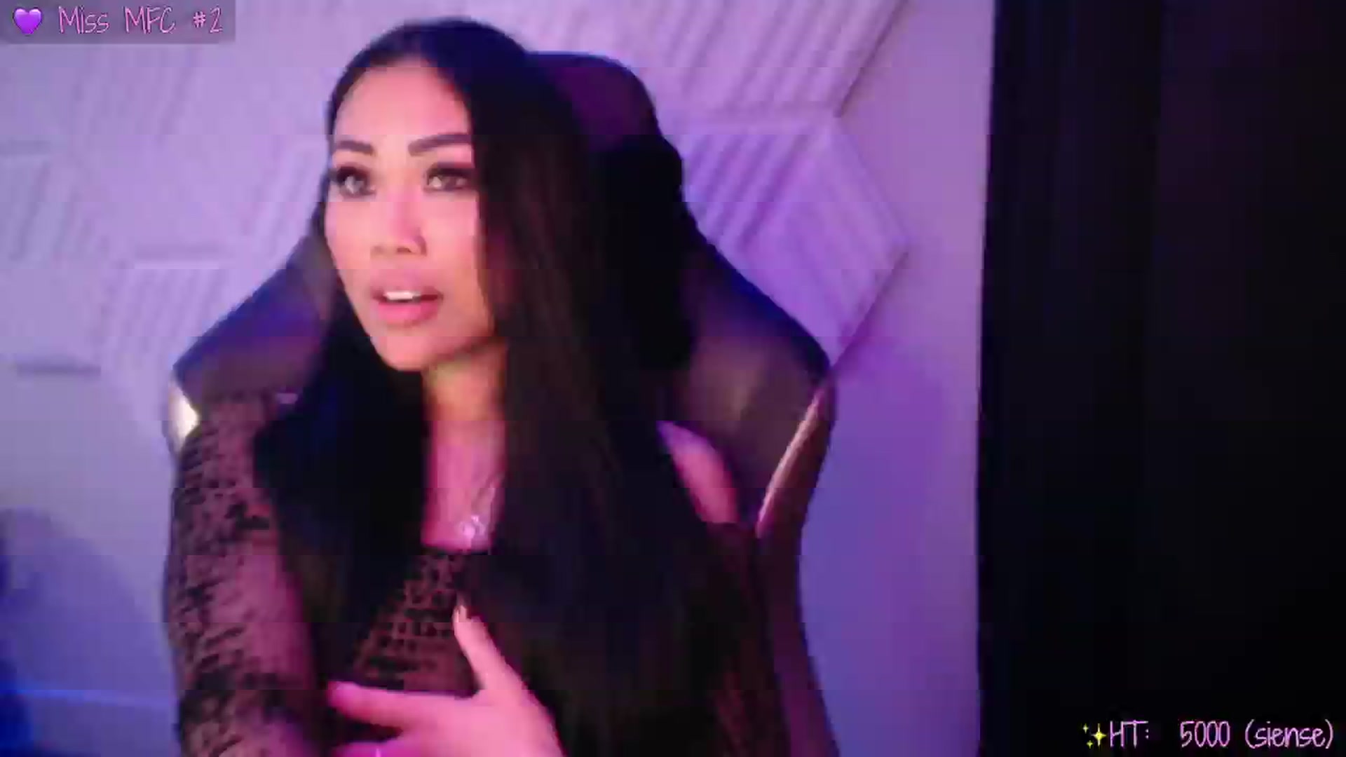 Gallery image thumbnail from SinCityVEE's myfreecams stream on, 11/17/2024, 08:13 image 8 of 20