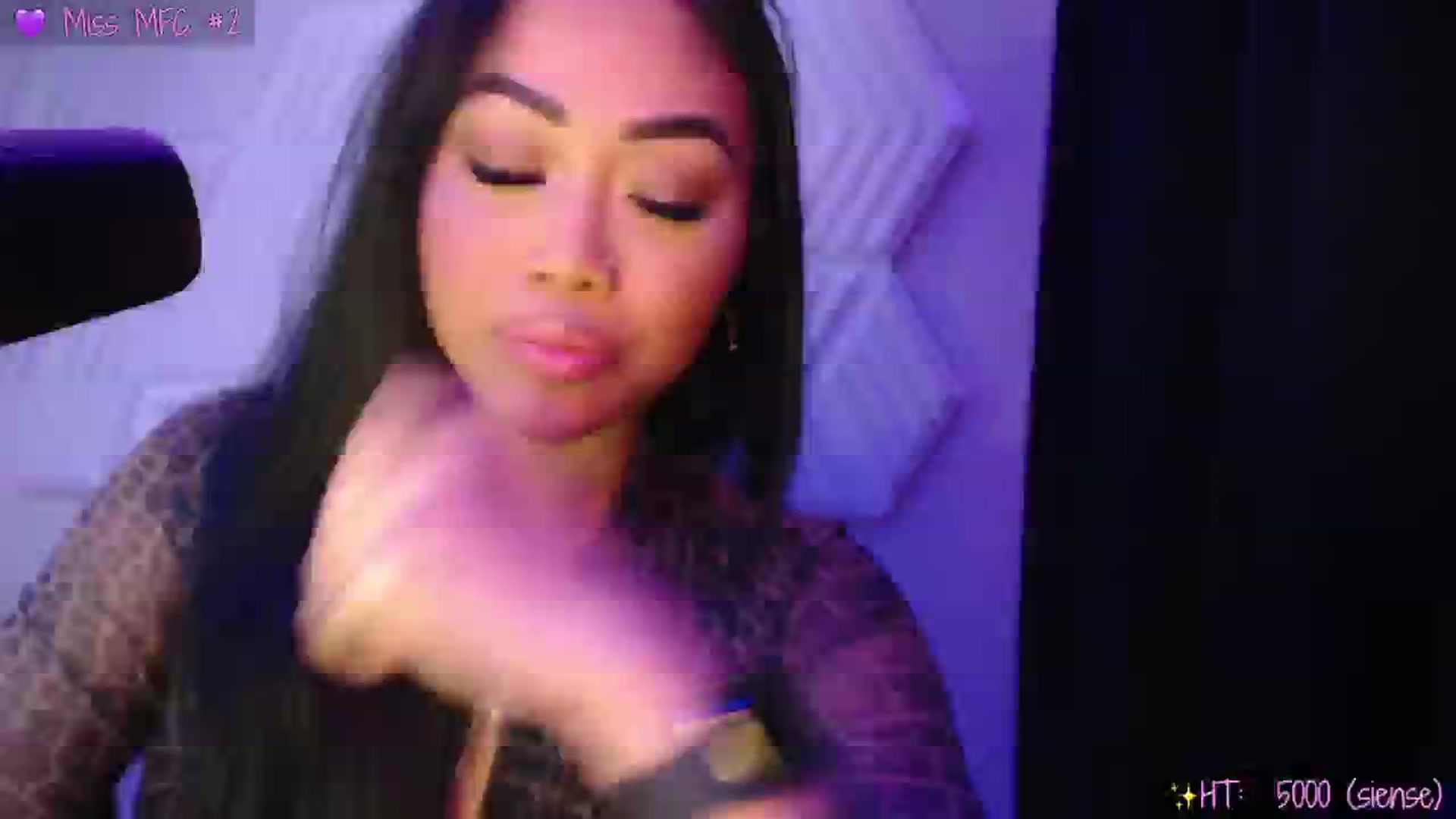 Gallery image thumbnail from SinCityVEE's myfreecams stream on, 11/20/2024, 09:58 image 19 of 20