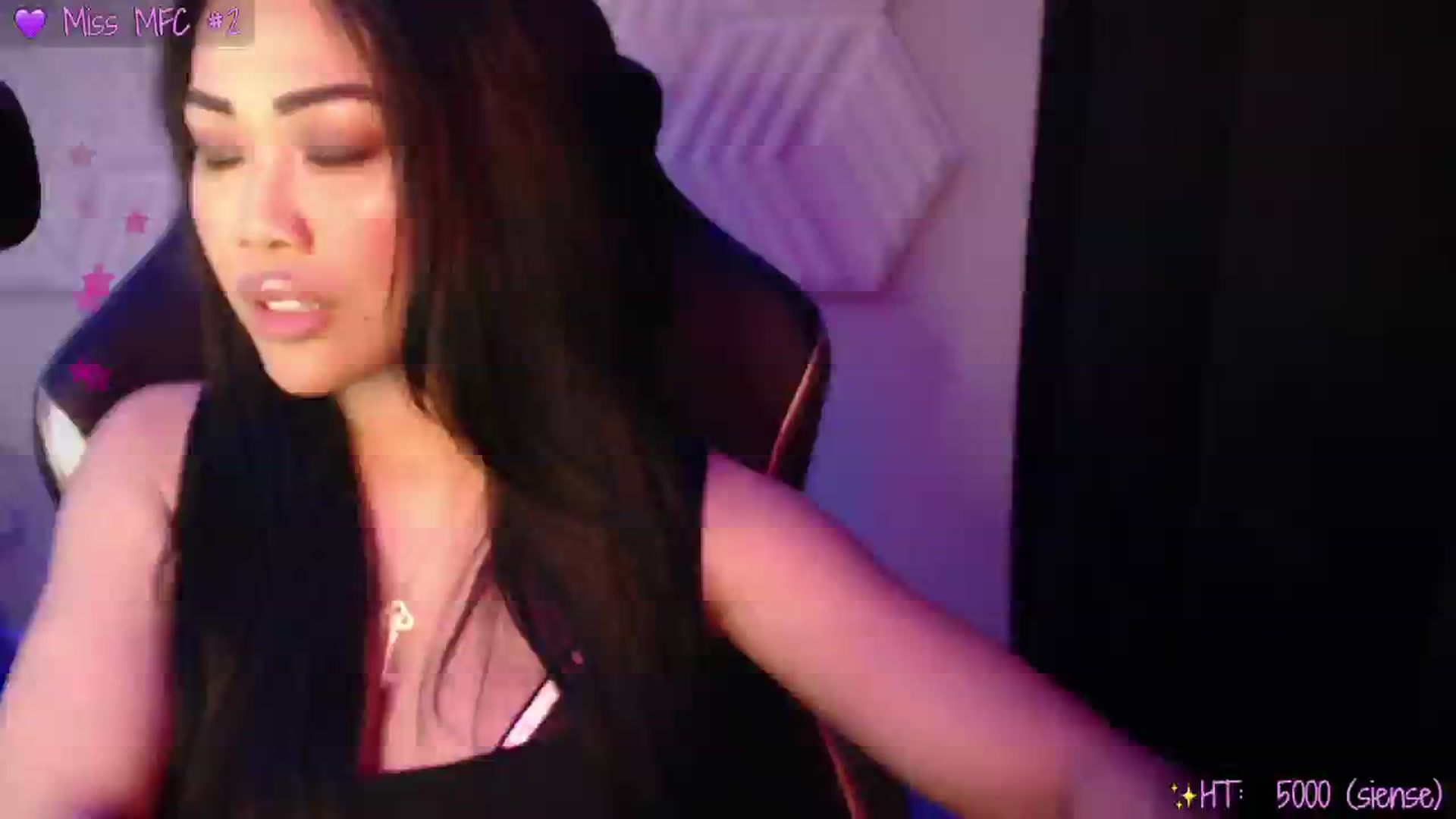 Gallery image thumbnail from SinCityVEE's myfreecams stream on, 11/23/2024, 09:18 image 7 of 20