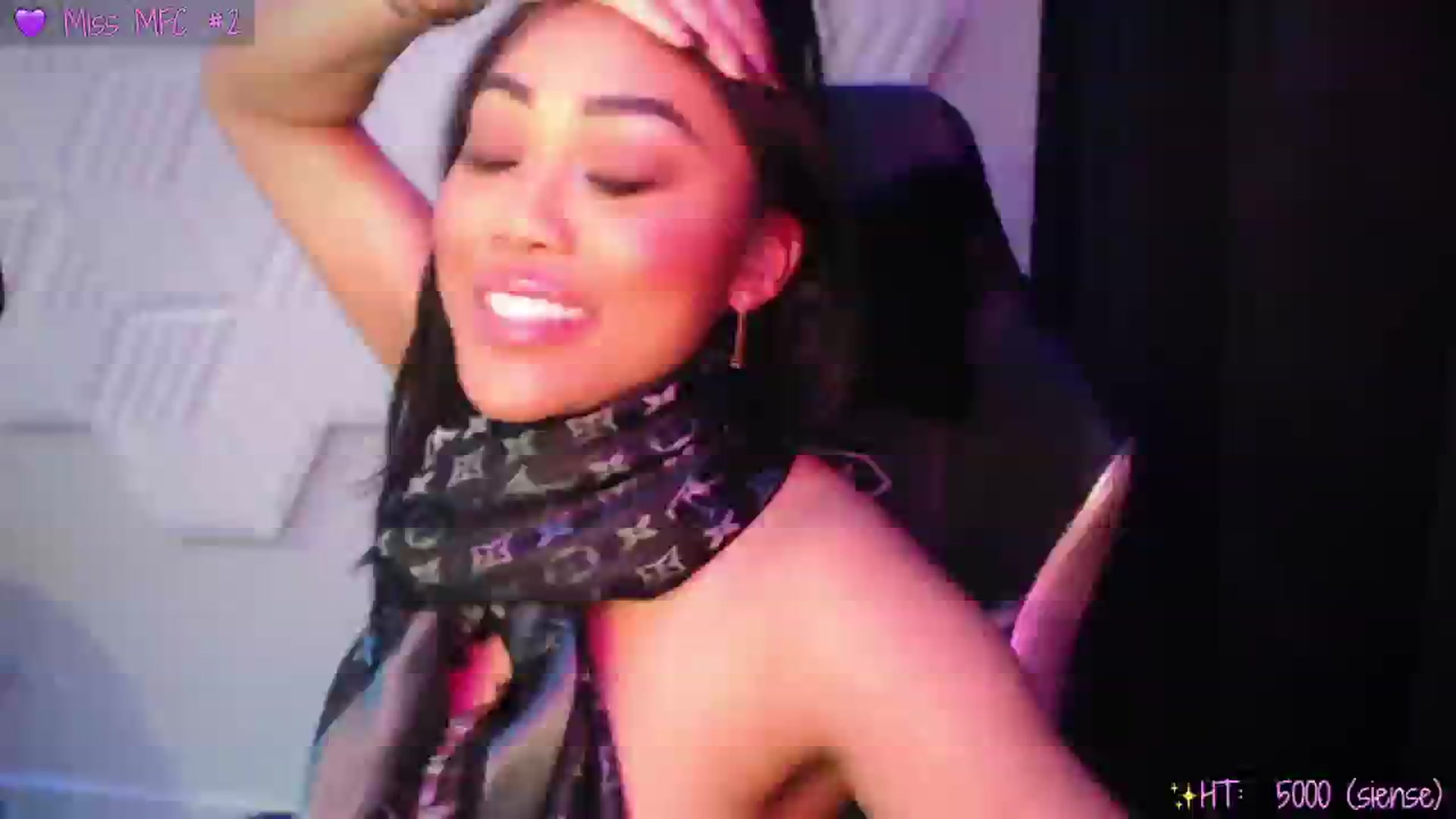 Gallery image thumbnail from SinCityVEE's myfreecams stream on, 11/24/2024, 10:53 image 13 of 20