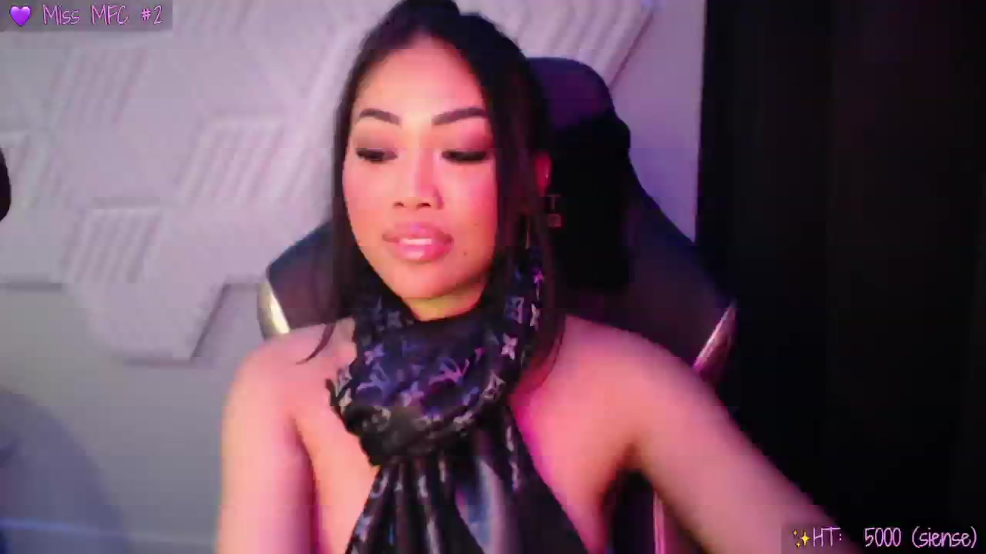 Gallery image thumbnail from SinCityVEE's myfreecams stream on, 11/24/2024, 10:53 image 11 of 20