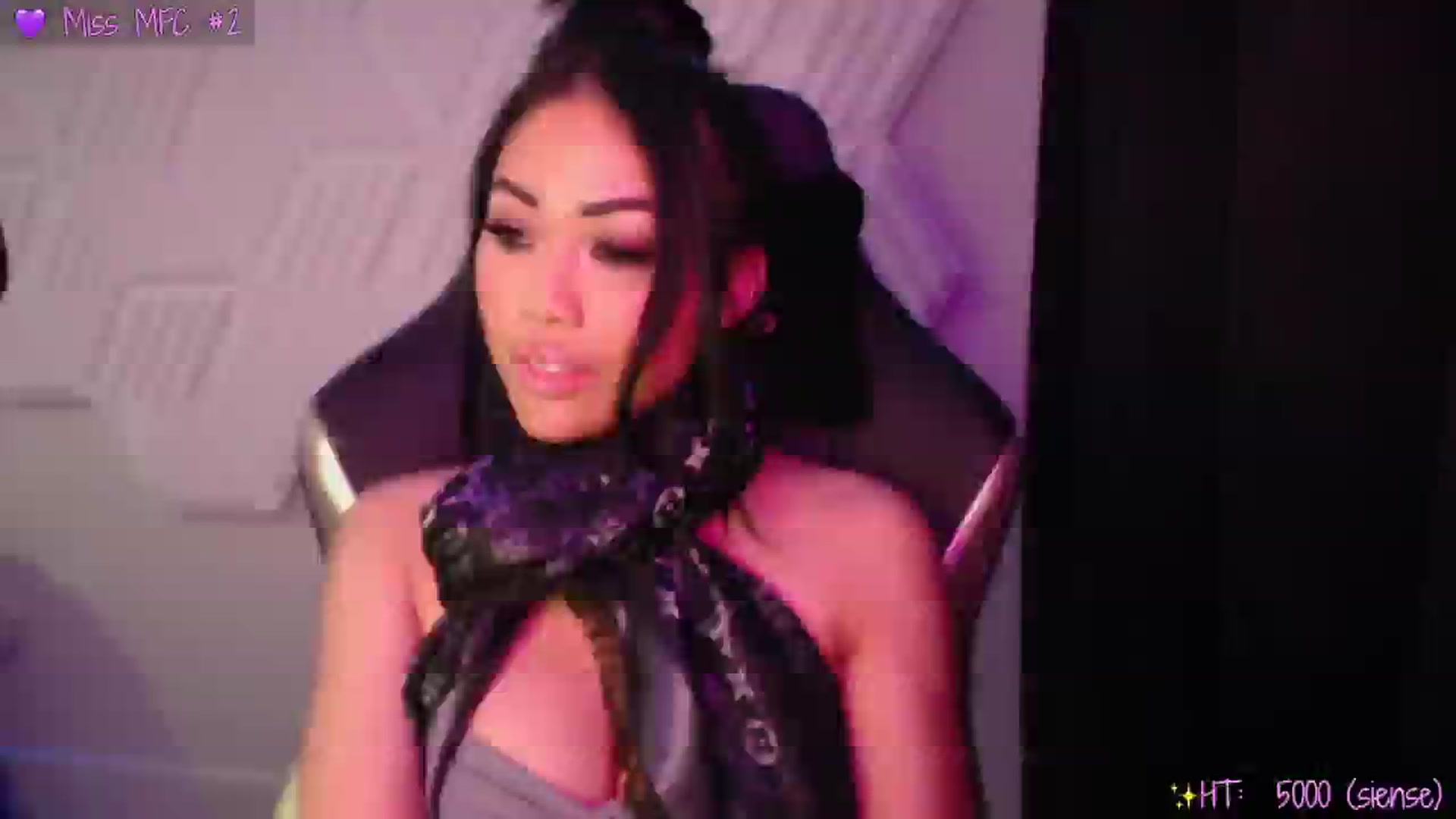 Gallery image thumbnail from SinCityVEE's myfreecams stream on, 11/24/2024, 10:53 image 10 of 20