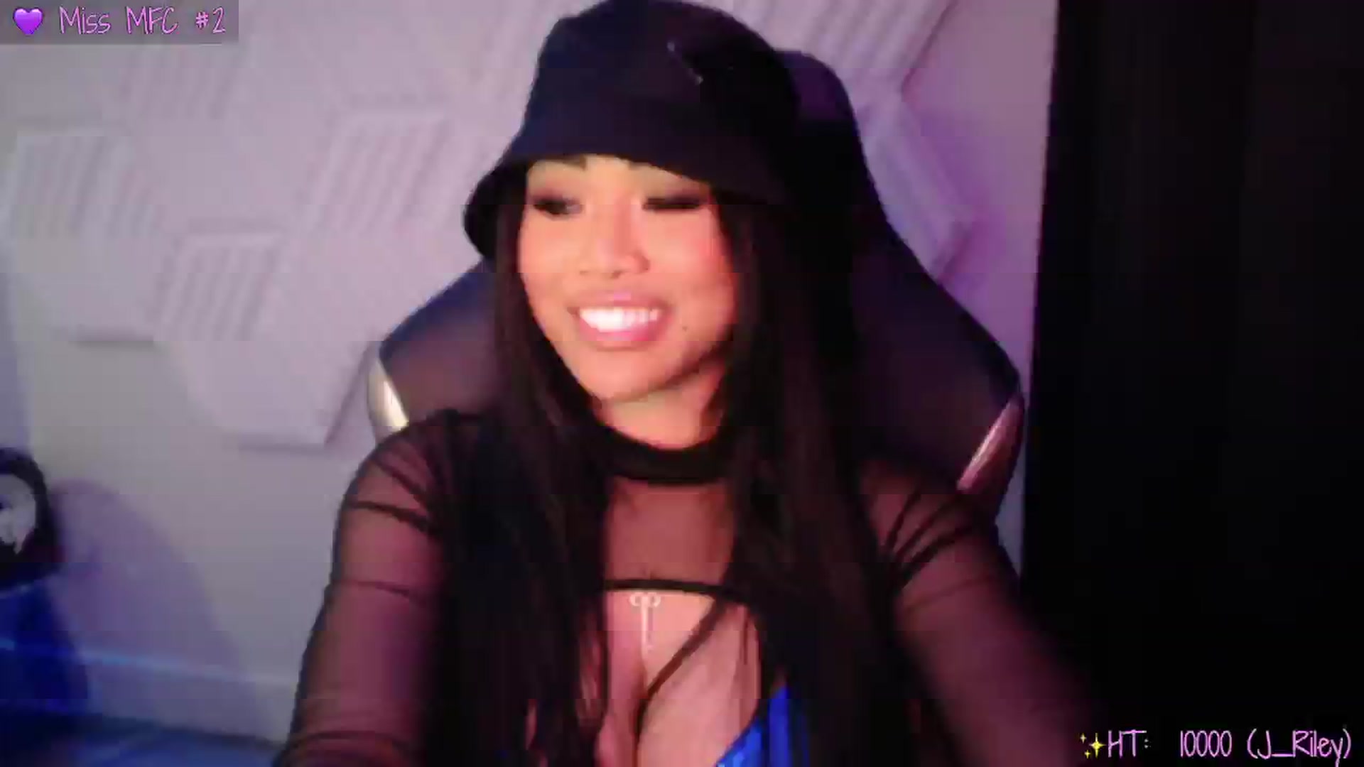 Gallery image thumbnail from SinCityVEE's myfreecams stream on, 11/25/2024, 08:47 image 20 of 20